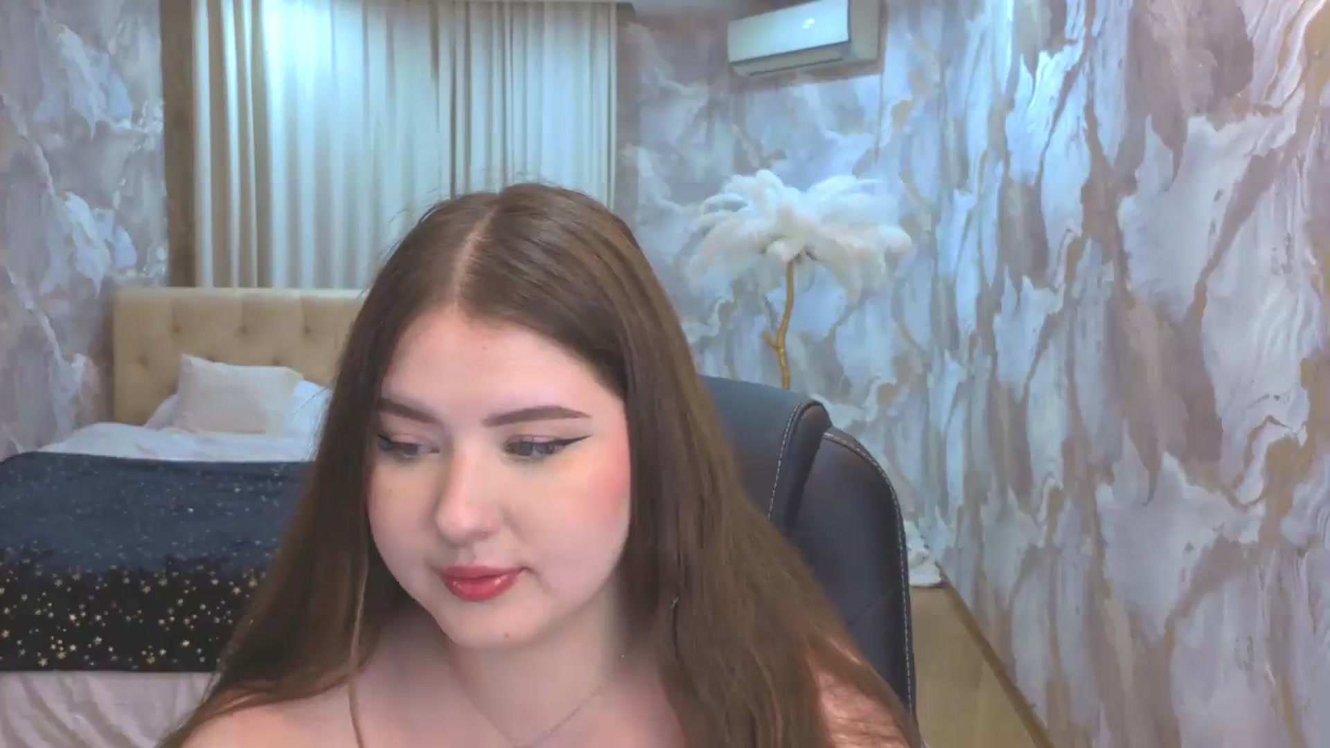 Gallery image thumbnail from EnigmaVeil's myfreecams stream on, 09/11/2026, 21:35 image 3 of 20