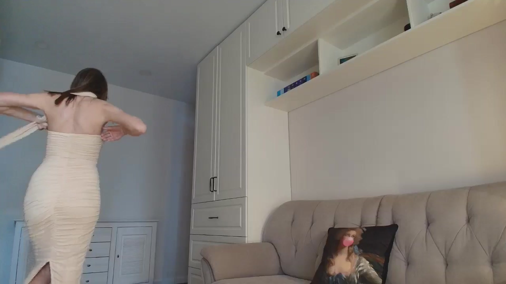 Gallery image thumbnail from EnigmaWine's myfreecams stream on, 04/11/2026, 07:57 image 2 of 20
