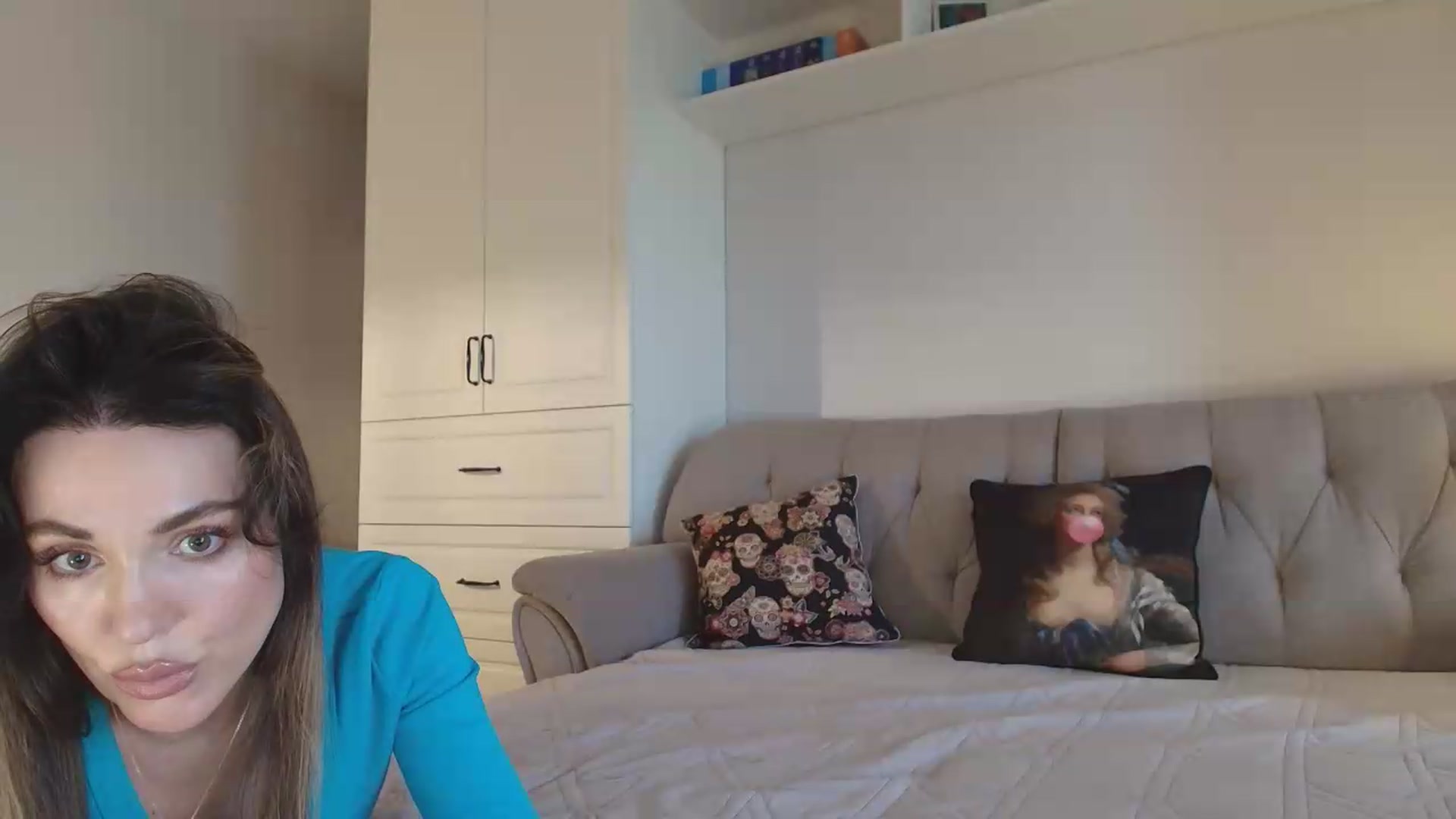 Gallery image thumbnail from EnigmaWine's myfreecams stream on, 06/27/2026, 10:18 image 10 of 20