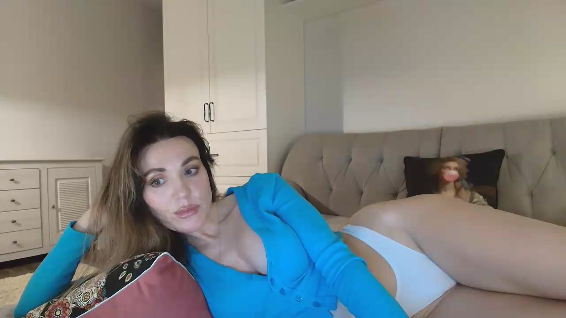 Gallery image thumbnail from EnigmaWine's myfreecams stream on, 06/27/2026, 11:27 image 18 of 20