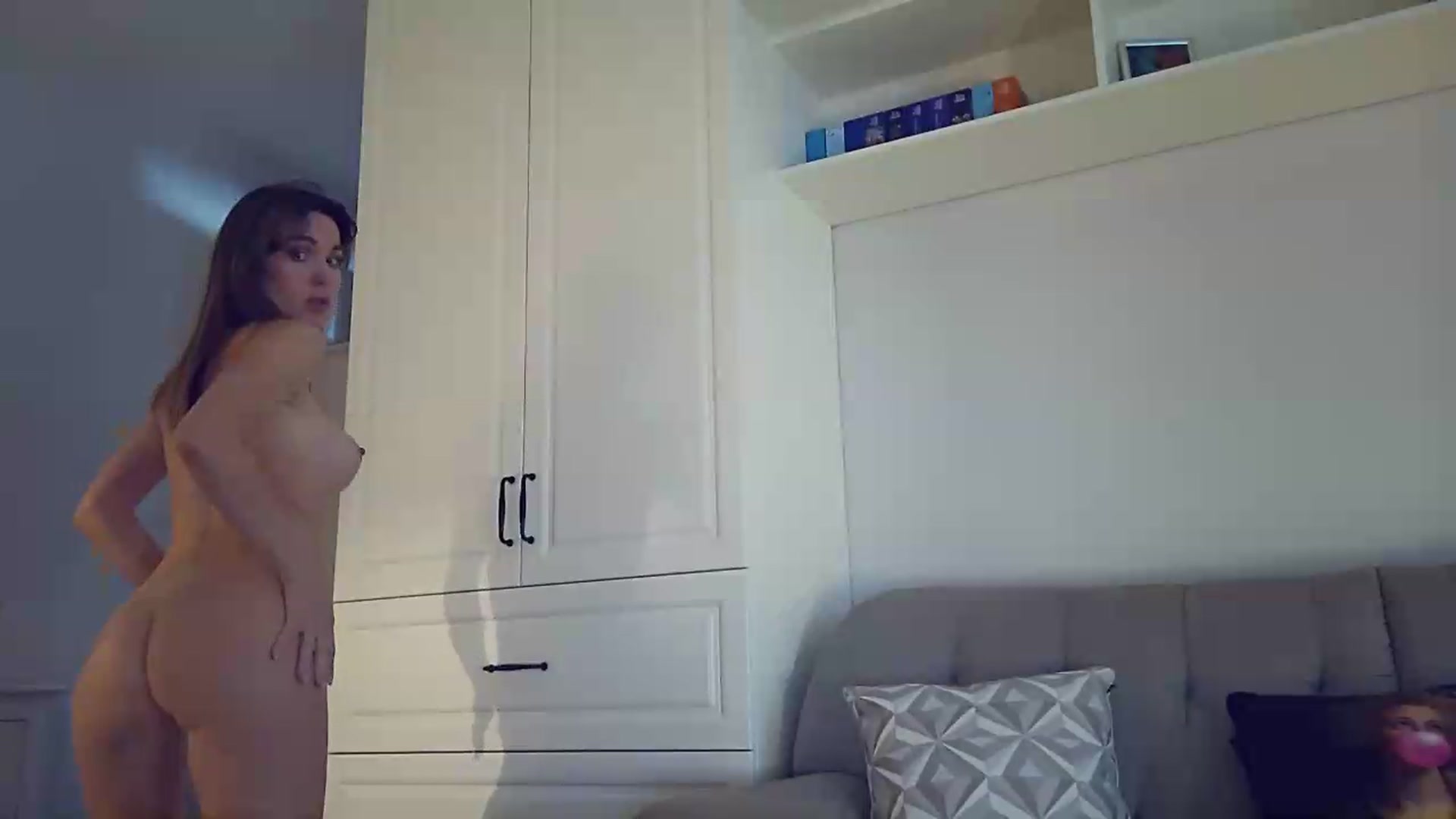 Gallery image thumbnail from EnigmaWine's myfreecams stream on, 06/28/2026, 08:51 image 5 of 20