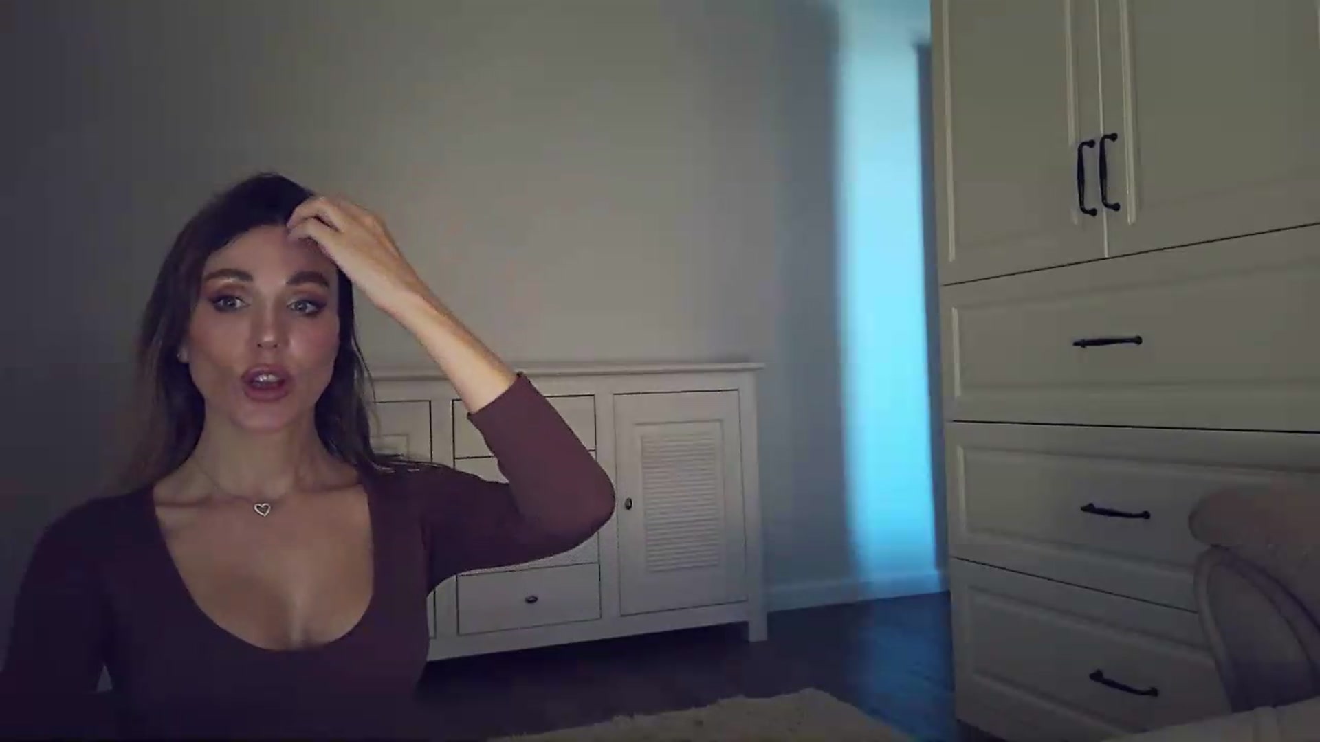 Gallery image thumbnail from EnigmaWine's myfreecams stream on, 08/02/2026, 09:27 image 12 of 20