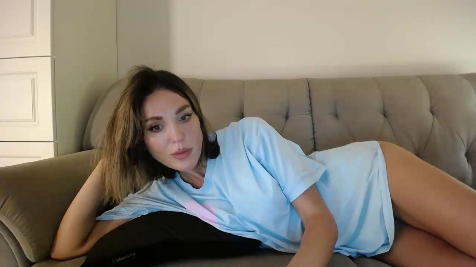 Gallery image thumbnail from EnigmaWine's myfreecams stream on, 08/15/2026, 11:54 image 16 of 20