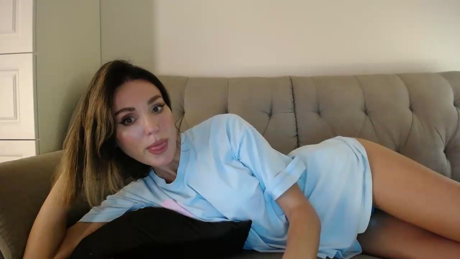 Gallery image thumbnail from EnigmaWine's myfreecams stream on, 08/15/2026, 11:54 image 12 of 20