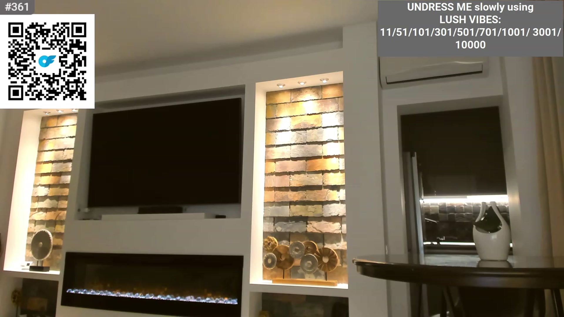 Gallery image thumbnail from Enna_Miller's myfreecams stream on, 12/14/2023, 06:43 image 14 of 20