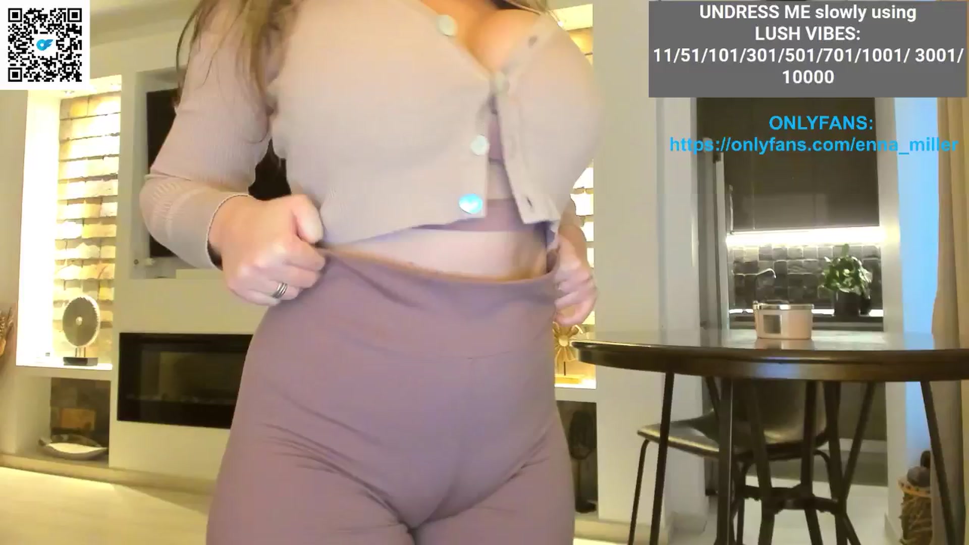 Gallery image thumbnail from Enna_Miller's myfreecams stream on, 07/27/2024, 05:41 image 3 of 20