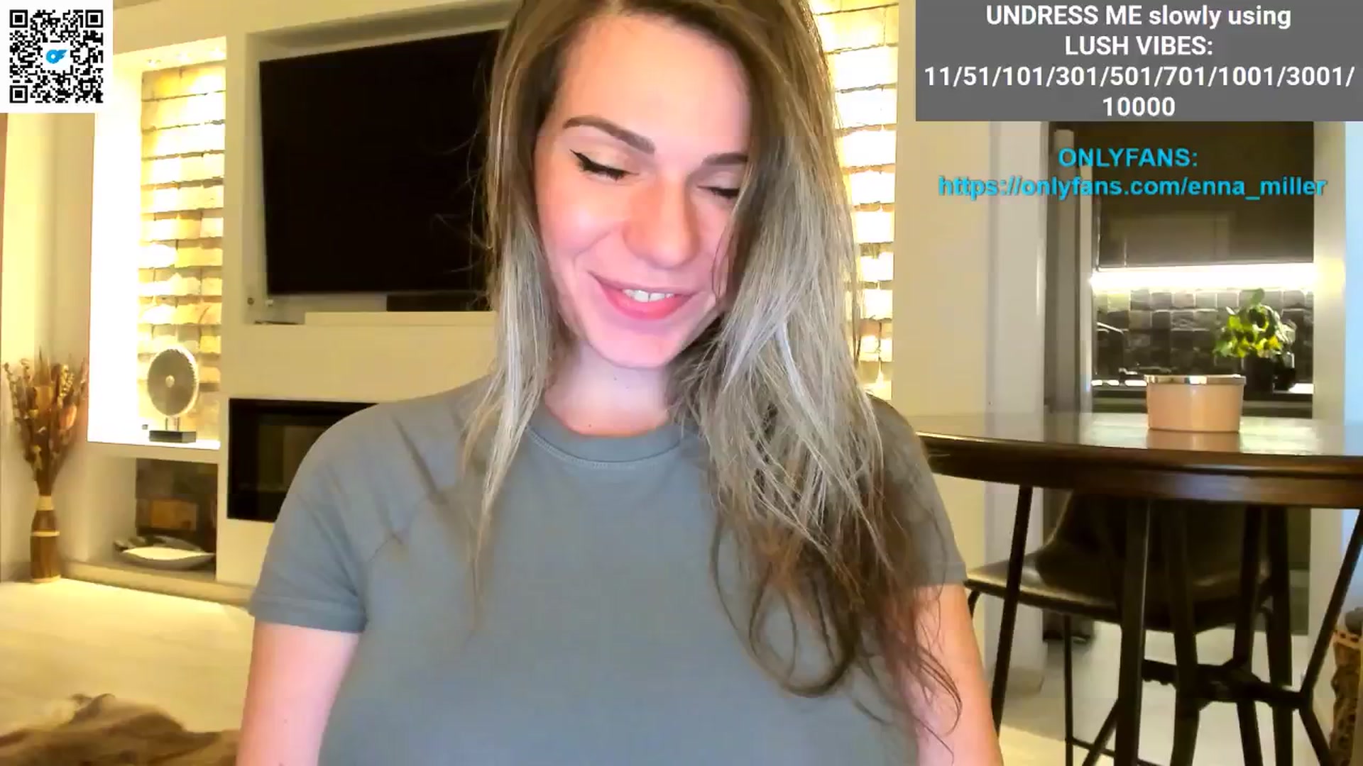 Gallery image thumbnail from Enna_Miller's myfreecams stream on, 10/28/2024, 09:29 image 3 of 20