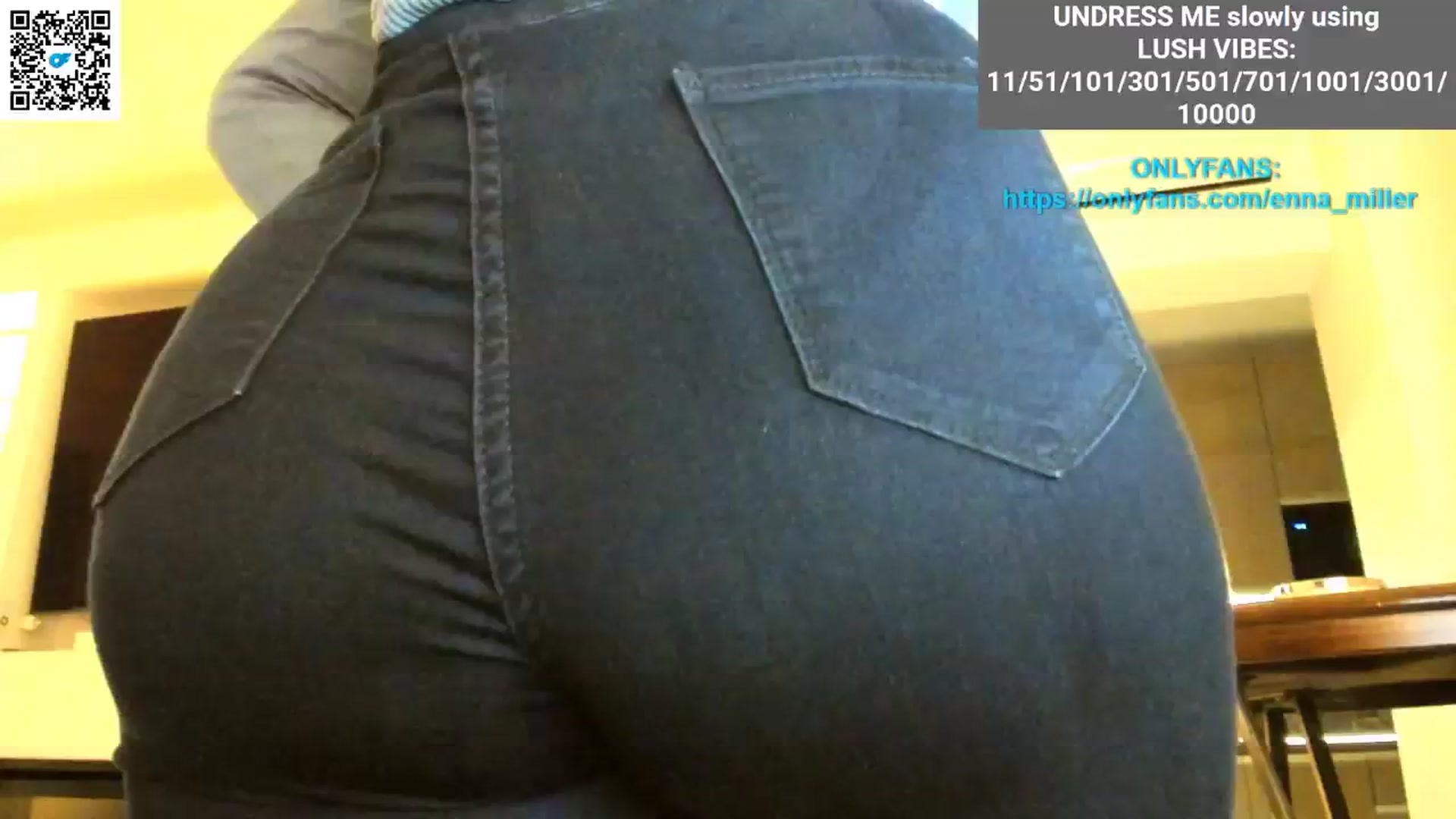 Gallery image thumbnail from Enna_Miller's myfreecams stream on, 12/09/2024, 06:09 image 5 of 20