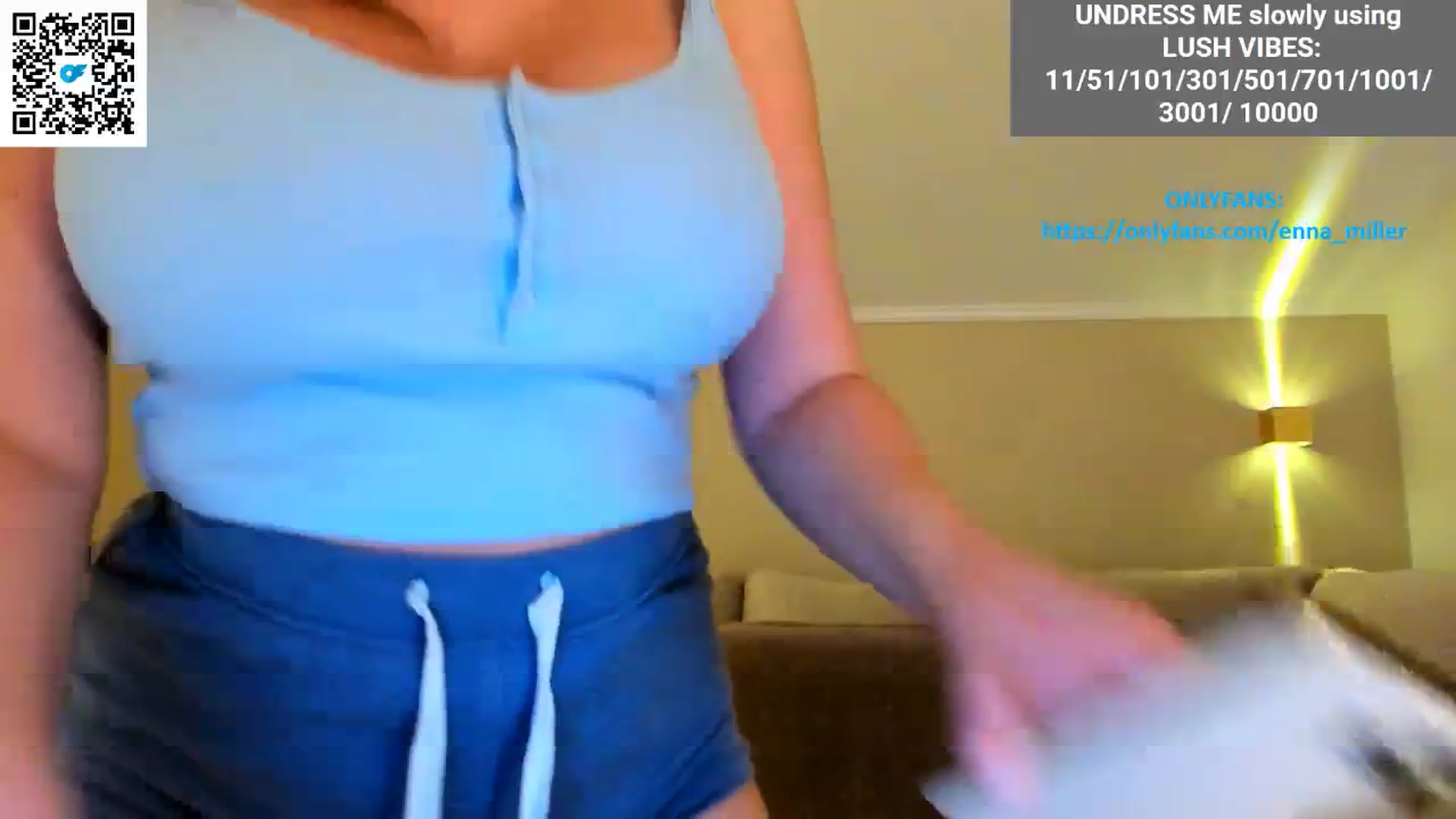 Gallery image thumbnail from Enna_Miller's myfreecams stream on, 12/22/2024, 10:03 image 4 of 20