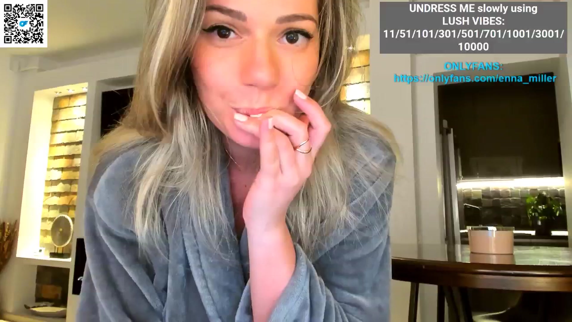 Gallery image thumbnail from Enna_Miller's myfreecams stream on, 04/10/2025, 09:04 image 5 of 20