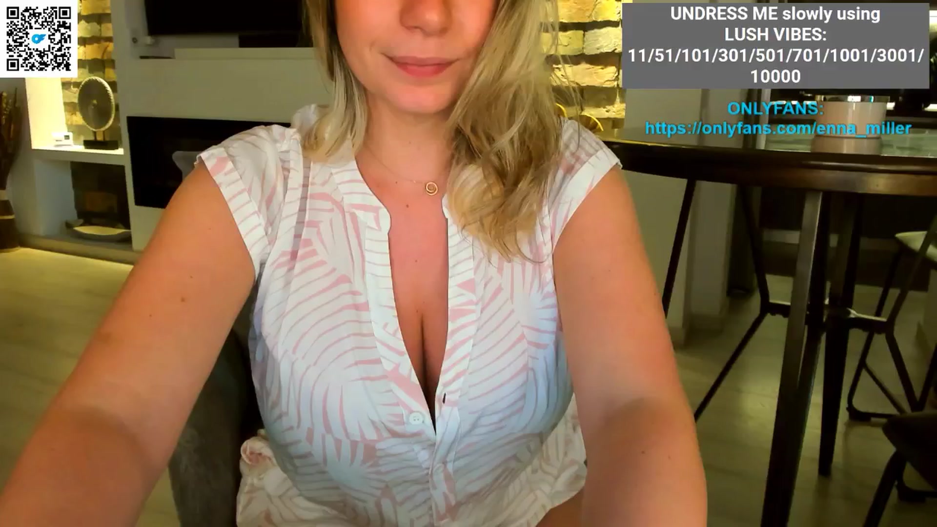 Gallery image thumbnail from Enna_Miller's myfreecams stream on, 04/19/2025, 15:00 image 18 of 20