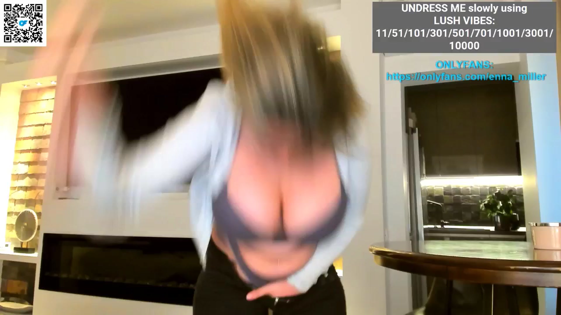 Gallery image thumbnail from Enna_Miller's myfreecams stream on, 05/03/2025, 06:58 image 10 of 20