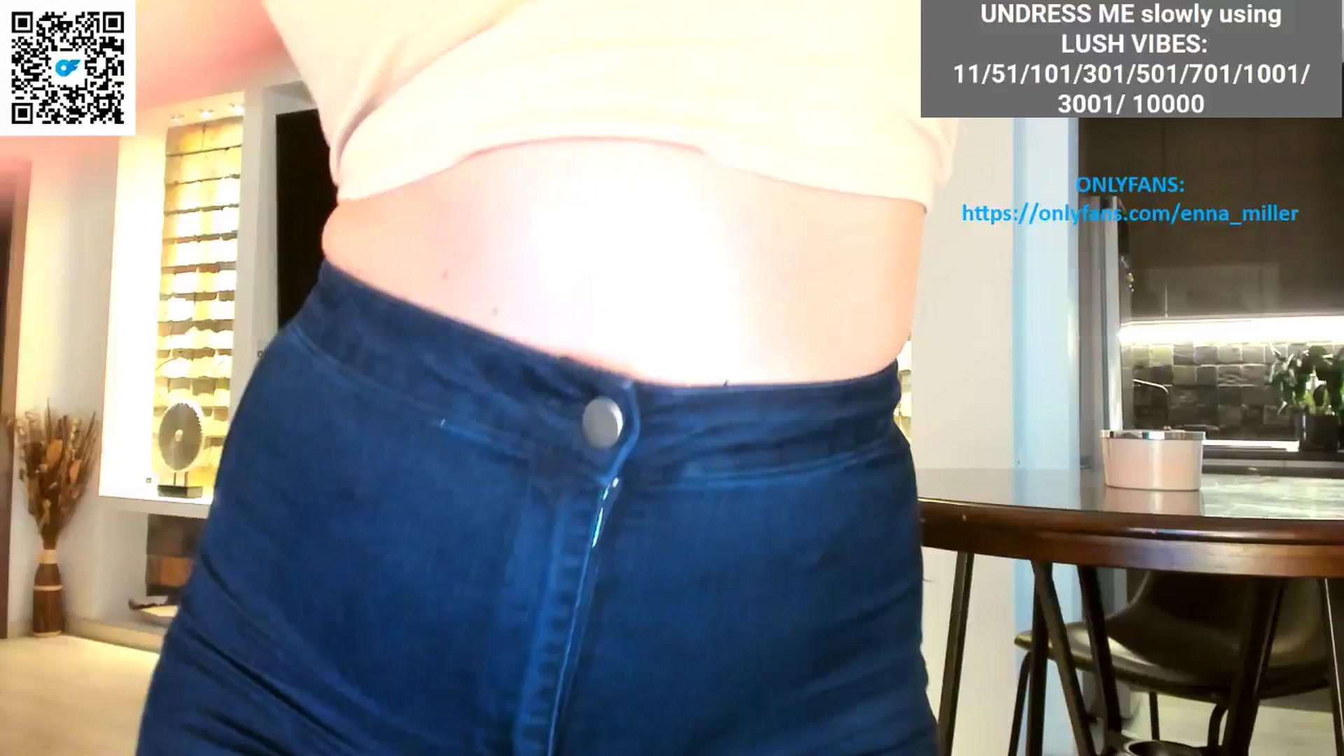 Gallery image thumbnail from Enna_Miller's myfreecams stream on, 08/03/2025, 13:38 image 6 of 20