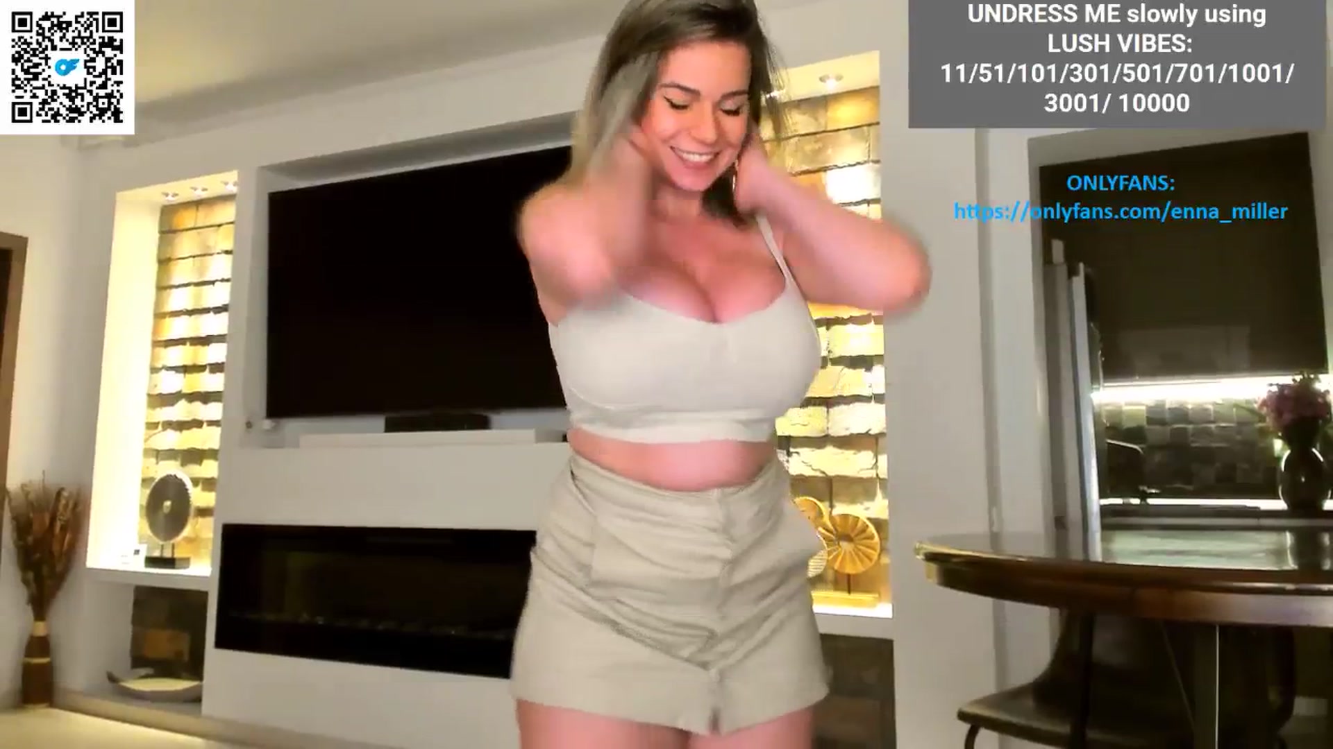 Gallery image thumbnail from Enna_Miller's myfreecams stream on, 08/31/2025, 07:29 image 4 of 20