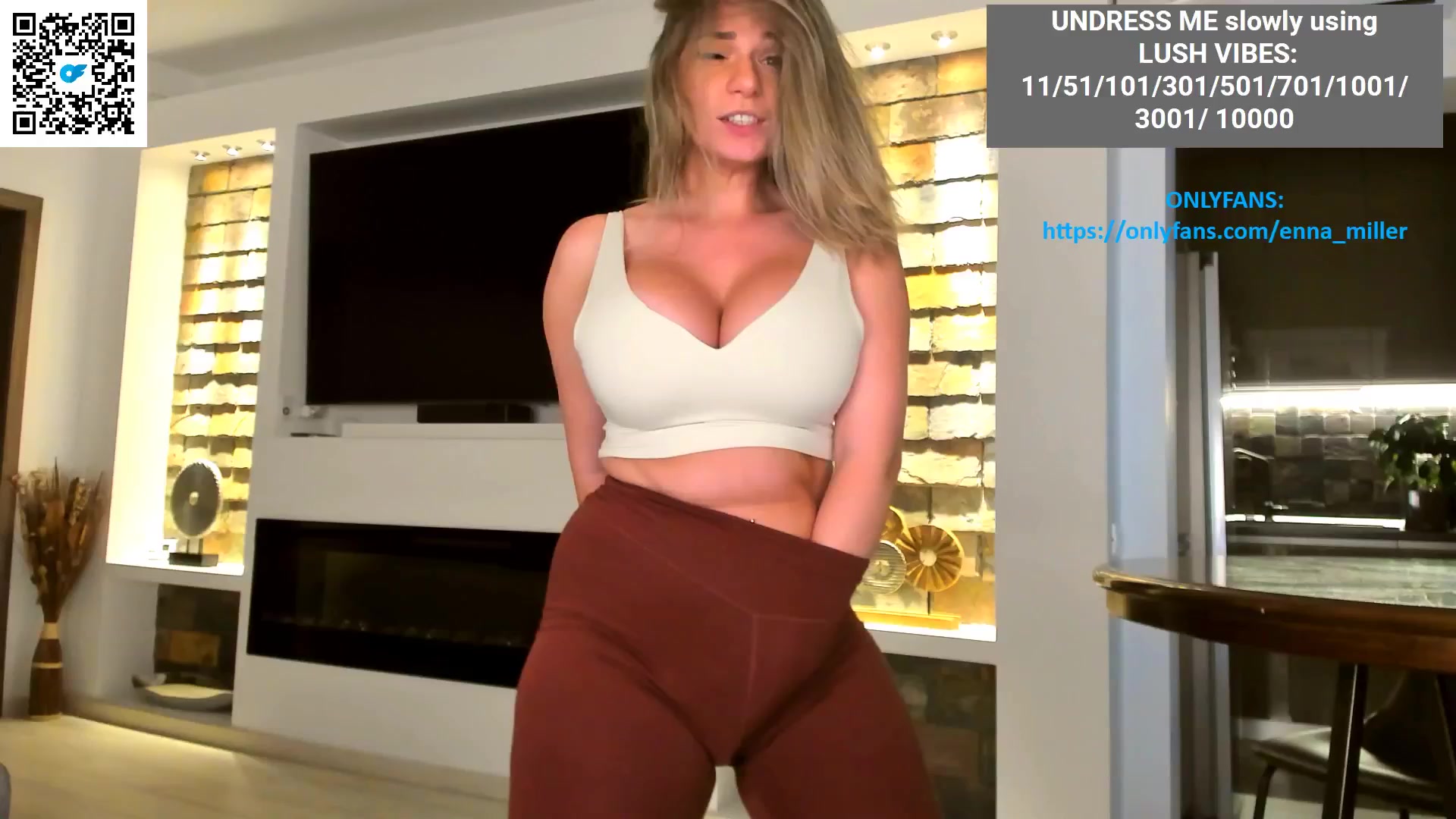 Gallery image thumbnail from Enna_Miller's myfreecams stream on, 10/31/2025, 09:08 image 13 of 20