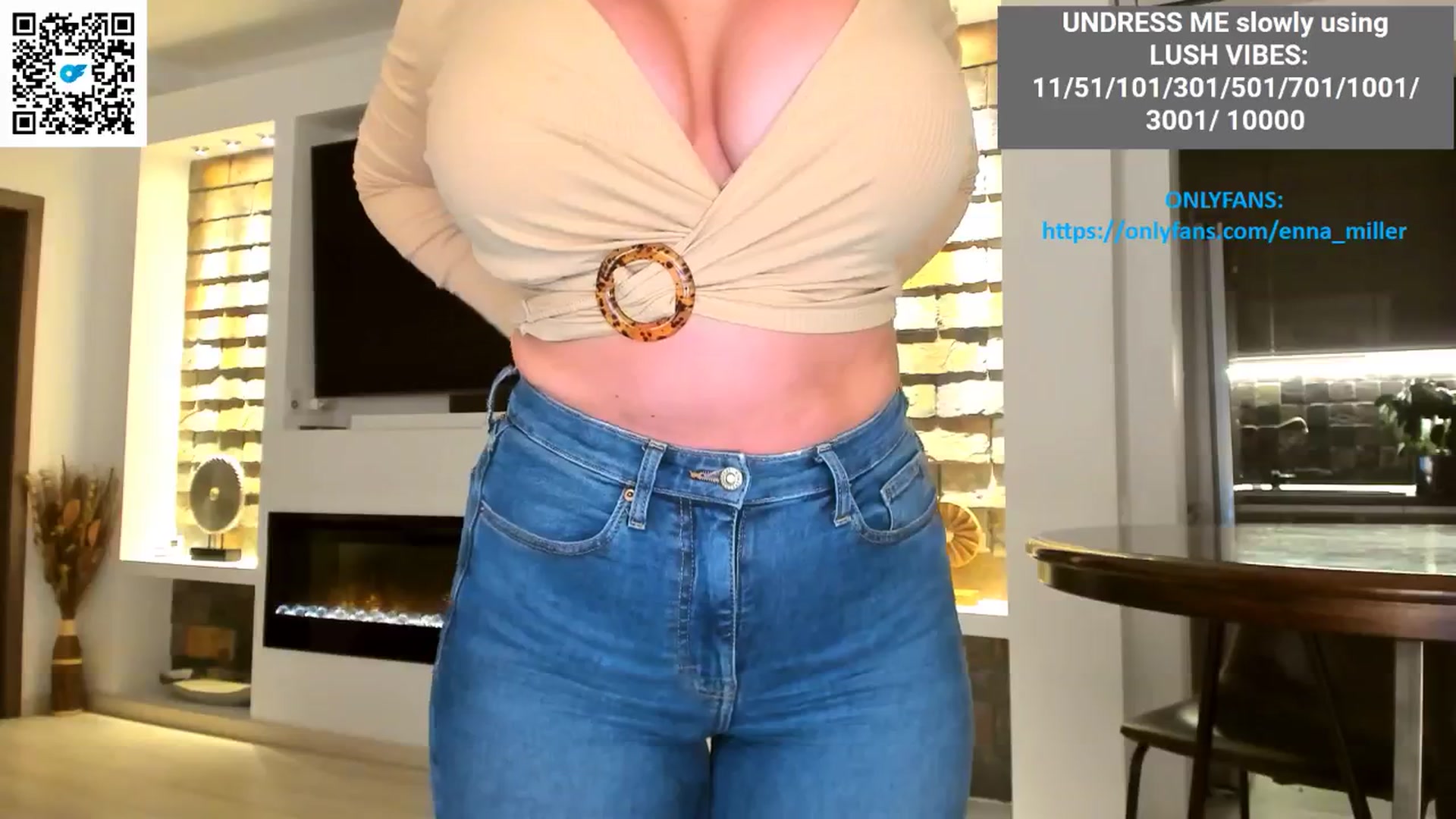 Gallery image thumbnail from Enna_Miller's myfreecams stream on, 11/23/2025, 19:22 image 12 of 20