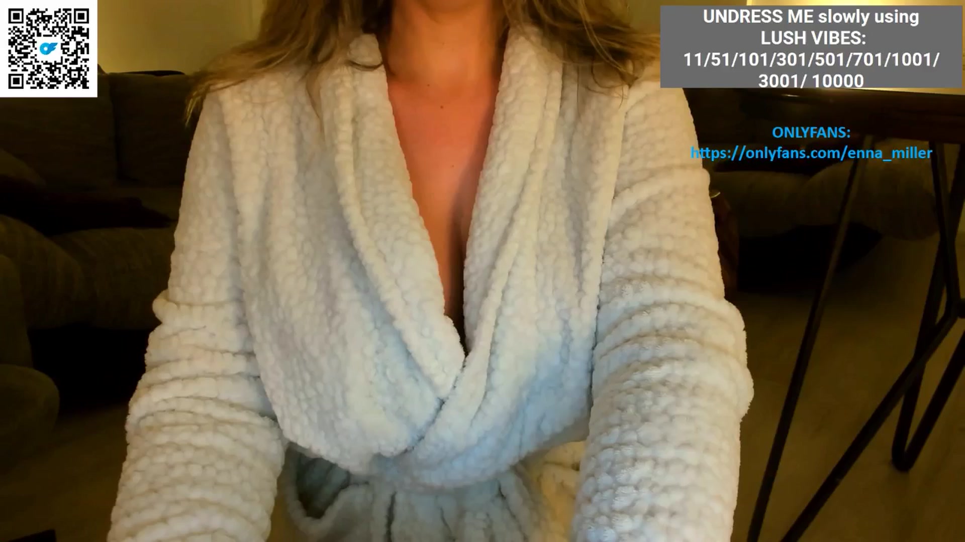 Gallery image thumbnail from Enna_Miller's myfreecams stream on, 11/27/2025, 10:02 image 17 of 20