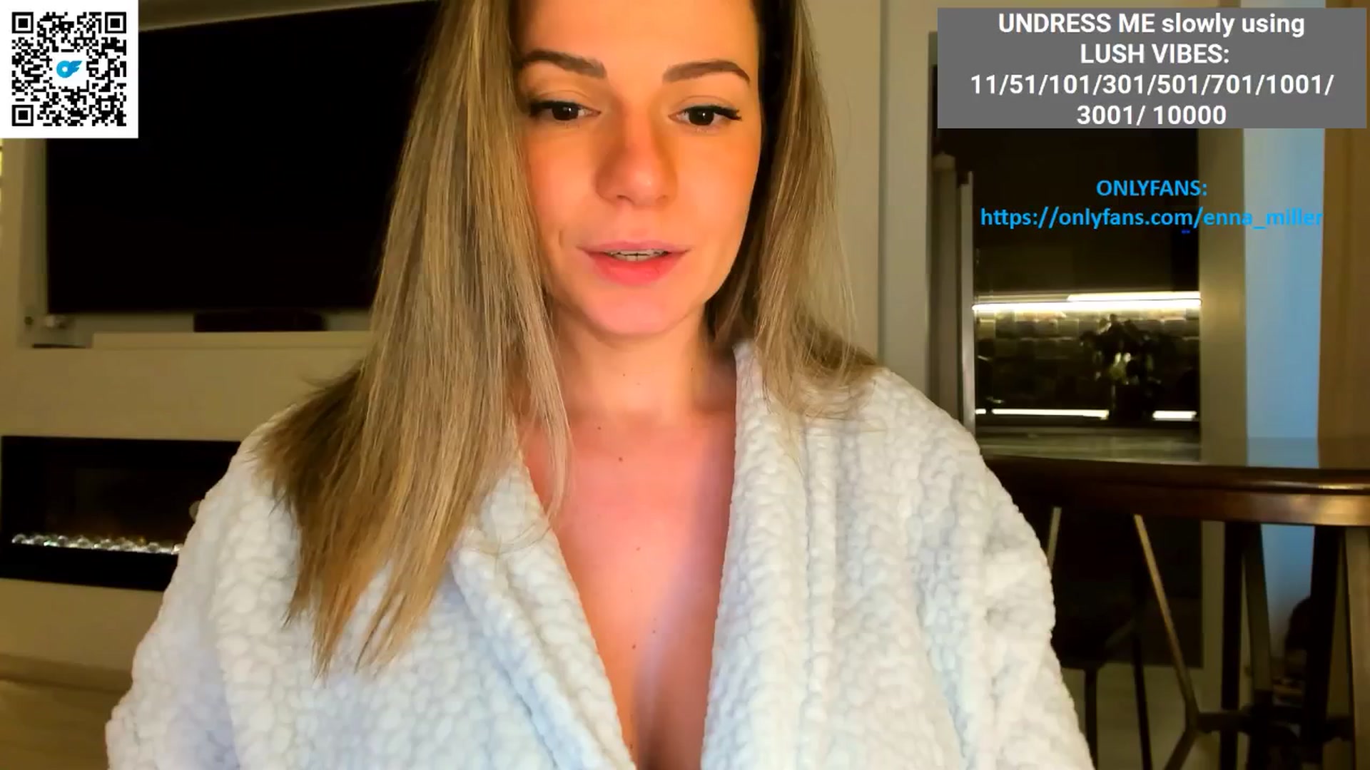 Gallery image thumbnail from Enna_Miller's myfreecams stream on, 01/12/2026, 08:37 image 3 of 20