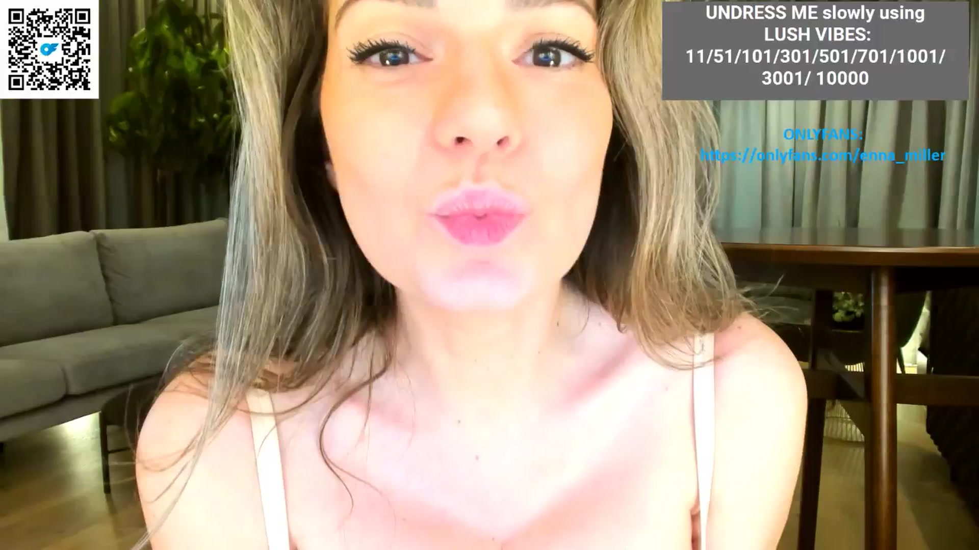Gallery image thumbnail from Enna_Miller's myfreecams stream on, 04/25/2026, 06:17 image 14 of 20
