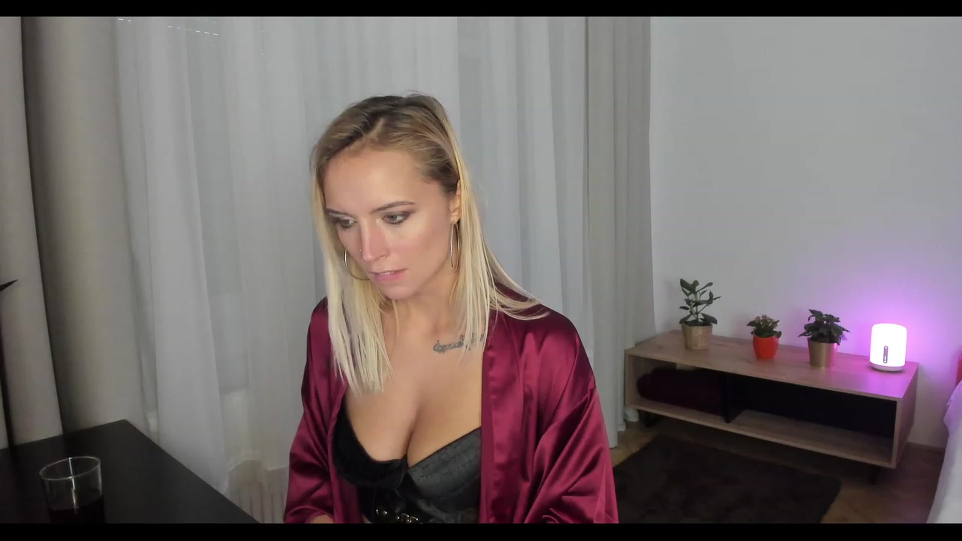 Gallery image thumbnail from Enncandy's myfreecams stream on, 11/23/2022, 10:22 image 6 of 20