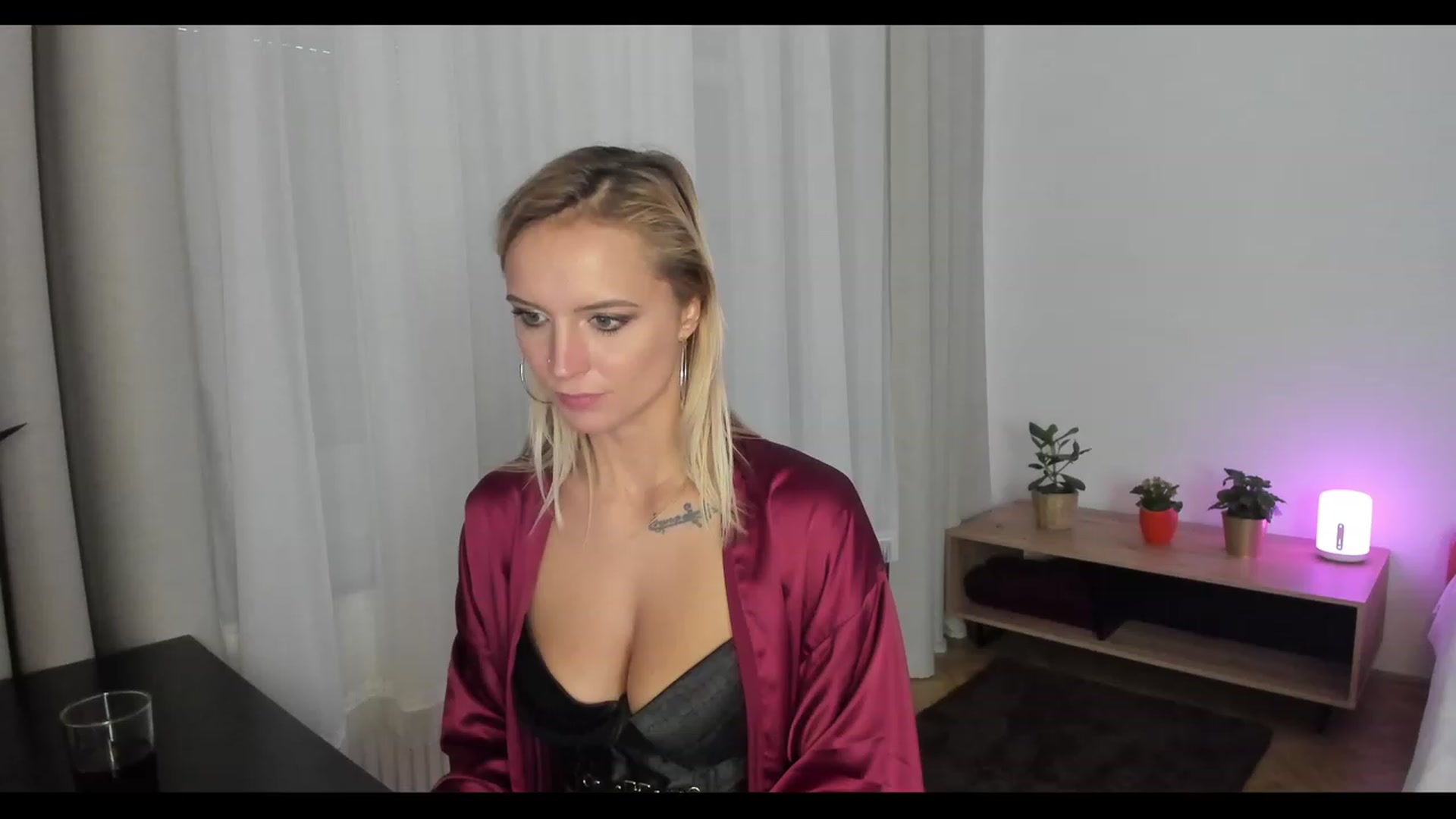 Gallery image thumbnail from Enncandy's myfreecams stream on, 11/23/2022, 10:22 image 10 of 20