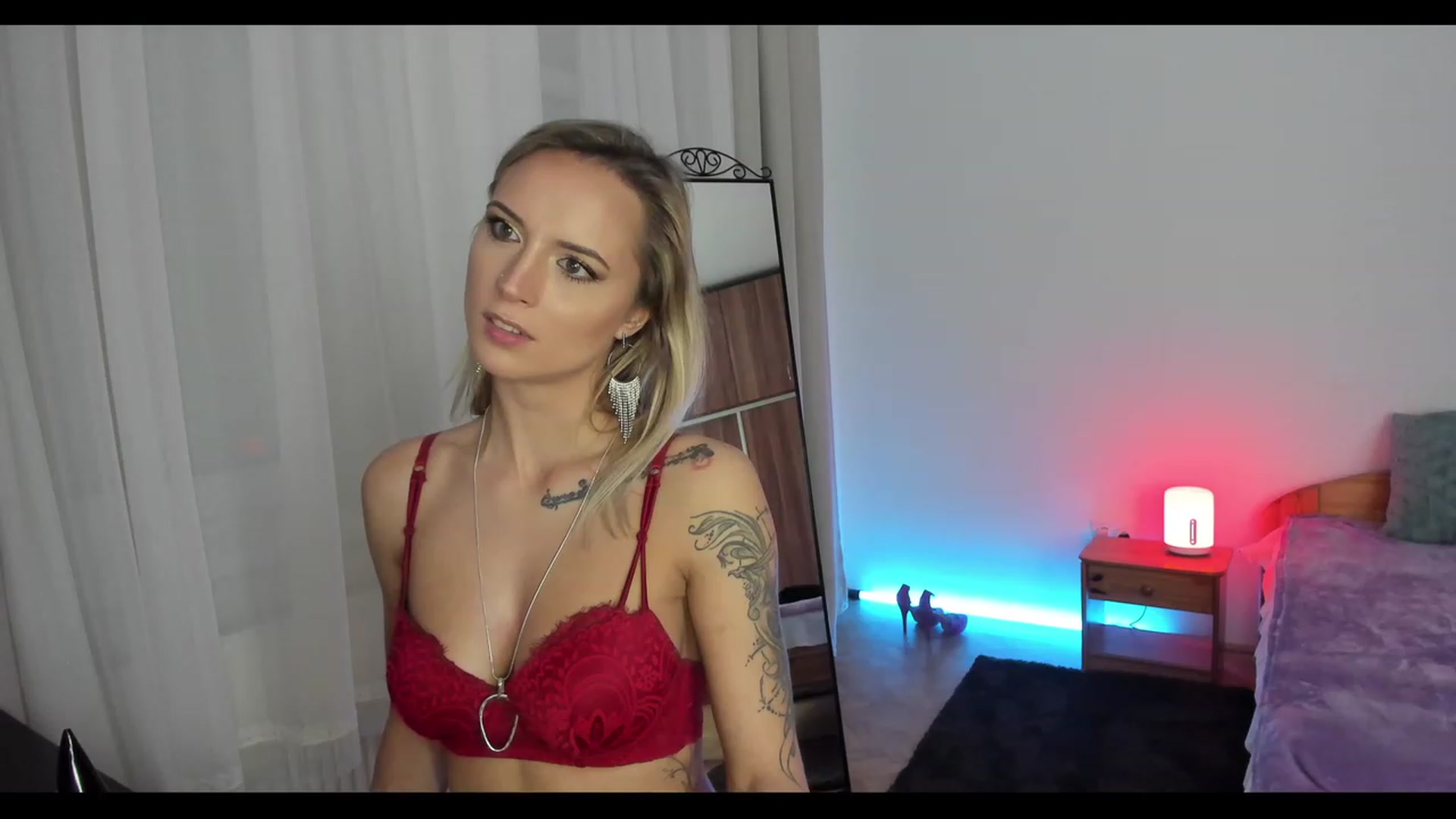 Gallery image thumbnail from Enncandy's myfreecams stream on, 12/31/2022, 21:25 image 17 of 20