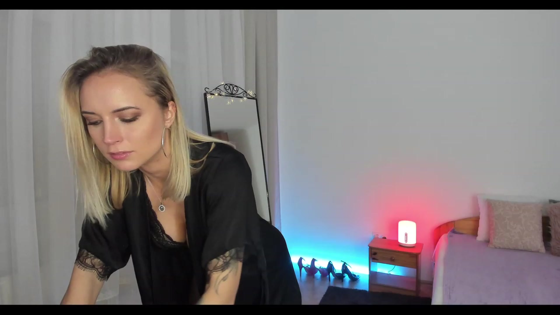 Gallery image thumbnail from Enncandy's myfreecams stream on, 01/15/2023, 19:38 image 12 of 20