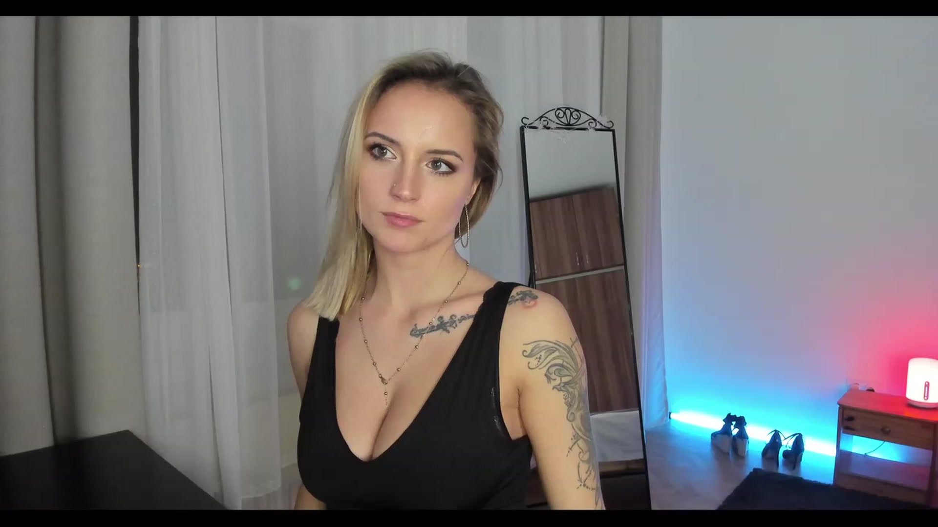 Gallery image thumbnail from Enncandy's myfreecams stream on, 02/07/2023, 18:58 image 2 of 20