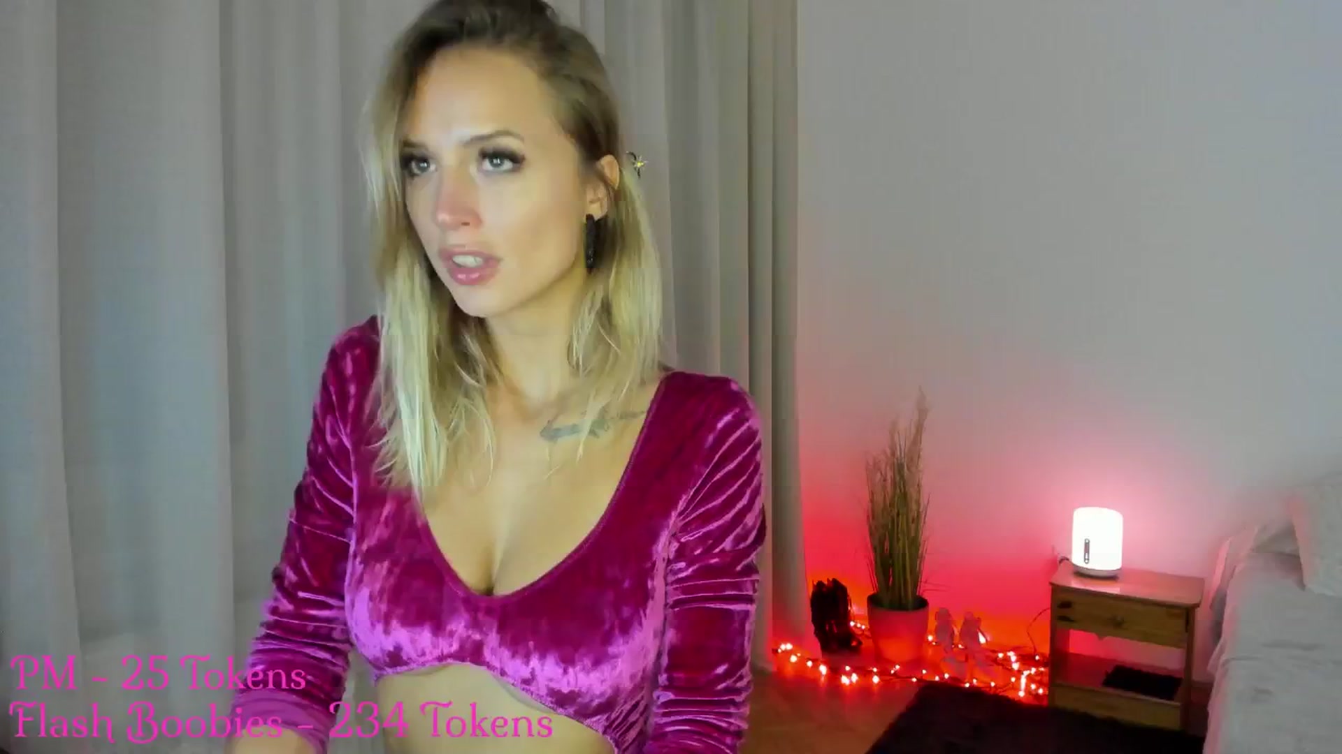 Gallery image thumbnail from Enncandy's myfreecams stream on, 08/17/2024, 20:17 image 10 of 20