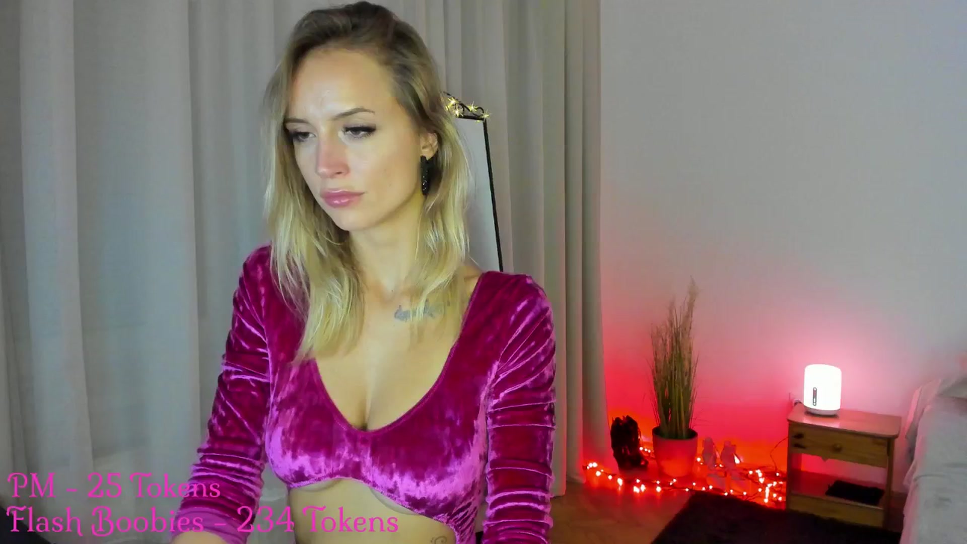 Gallery image thumbnail from Enncandy's myfreecams stream on, 08/17/2024, 20:17 image 16 of 20