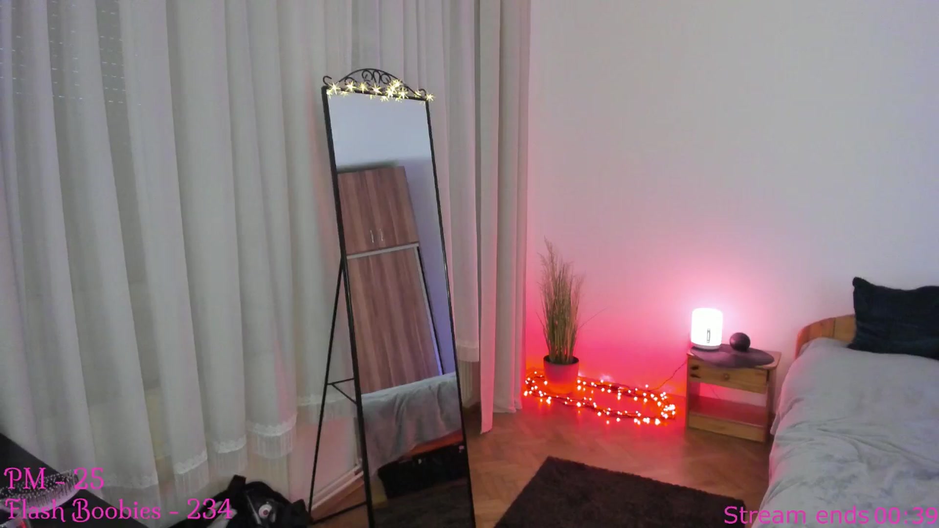 Gallery image thumbnail from Enncandy's myfreecams stream on, 01/21/2025, 07:13 image 14 of 20