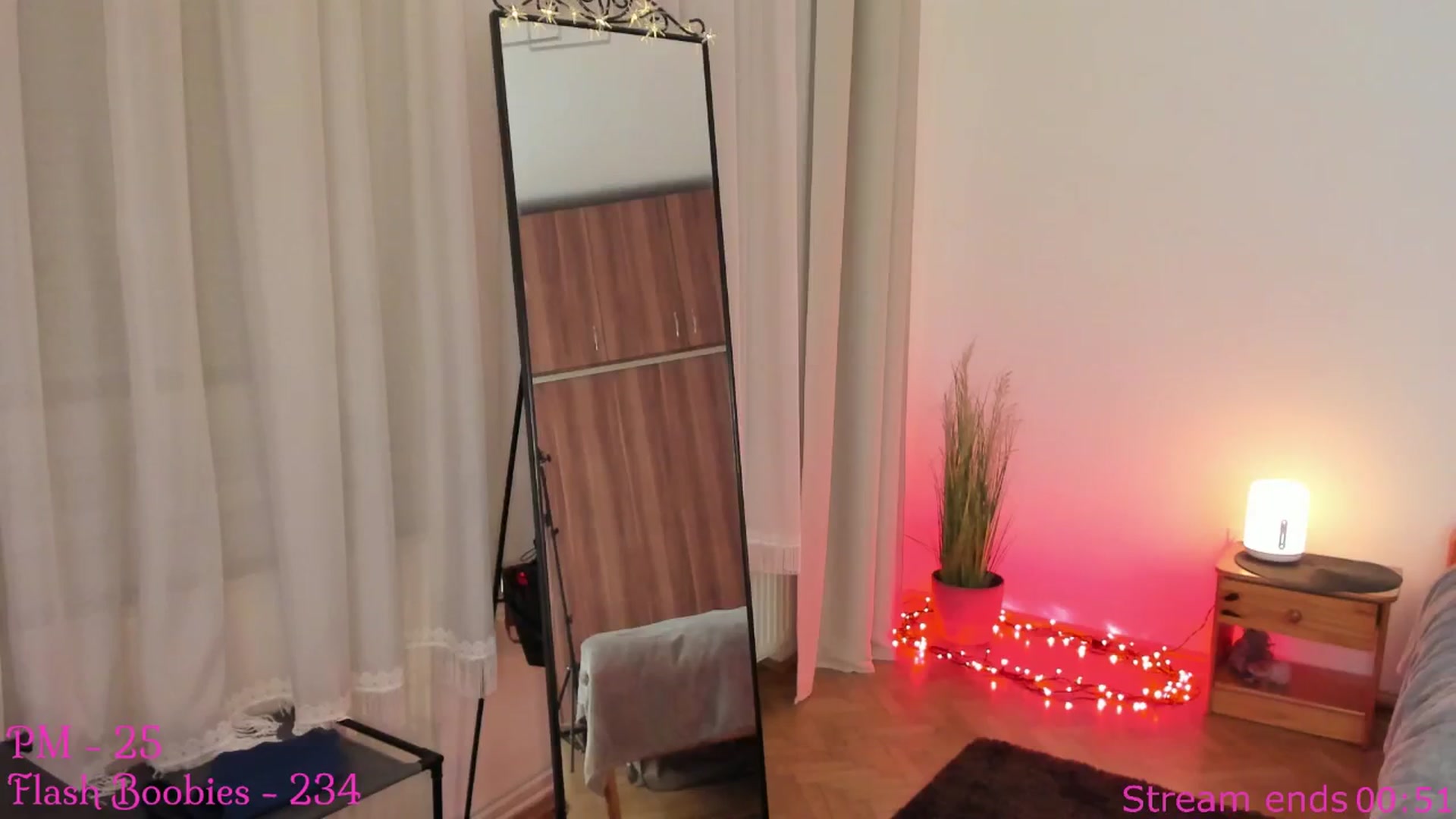 Gallery image thumbnail from Enncandy's myfreecams stream on, 03/23/2025, 21:39 image 15 of 20