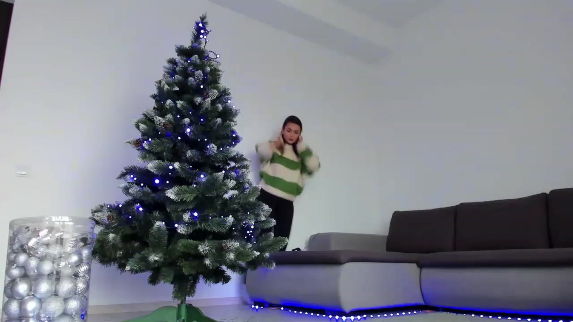 Gallery image thumbnail from EpicFu's myfreecams stream on, 12/06/2022, 13:51 image 5 of 20