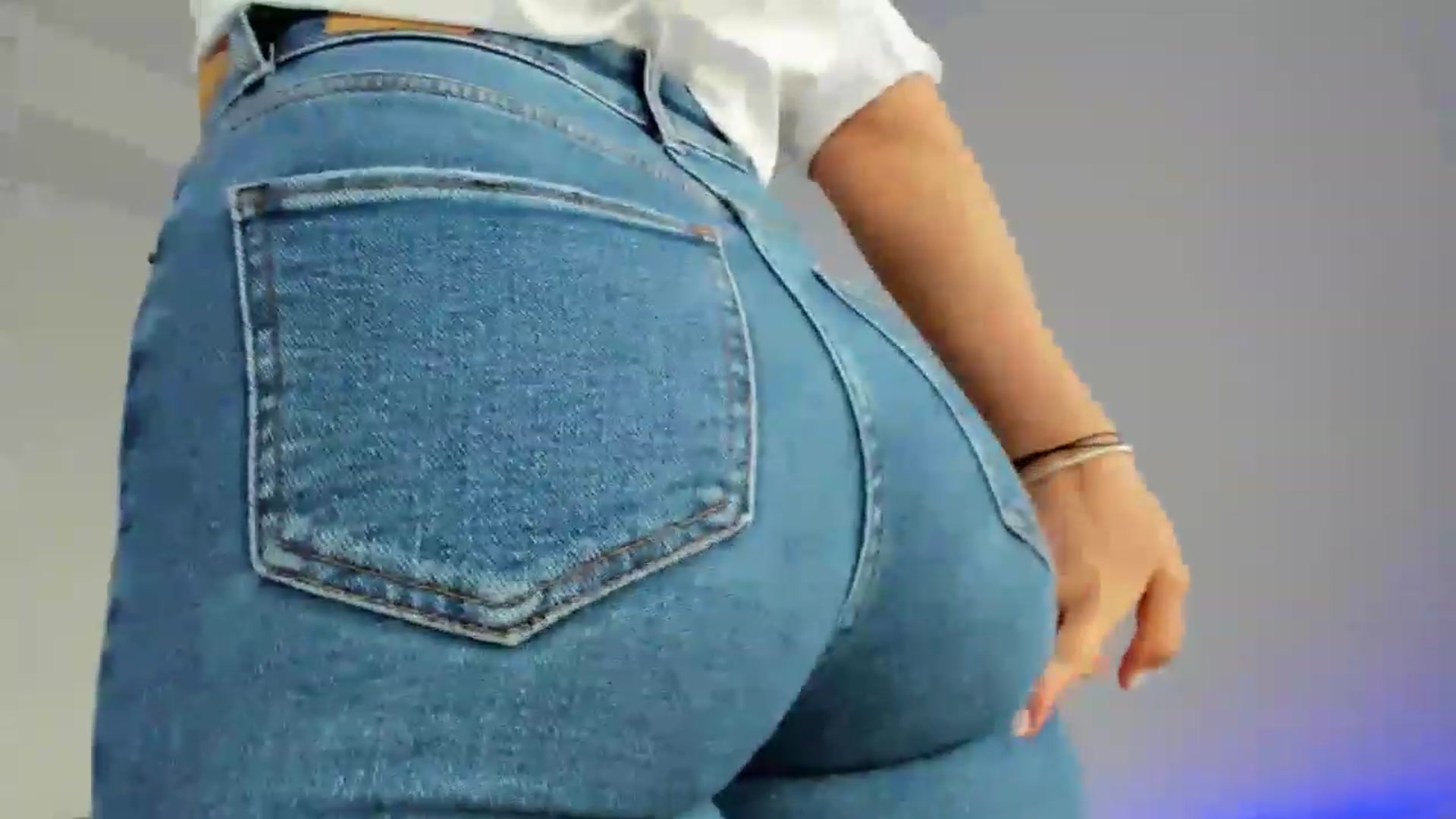 Gallery image thumbnail from EpicFu's myfreecams stream on, 01/20/2023, 12:27 image 18 of 20