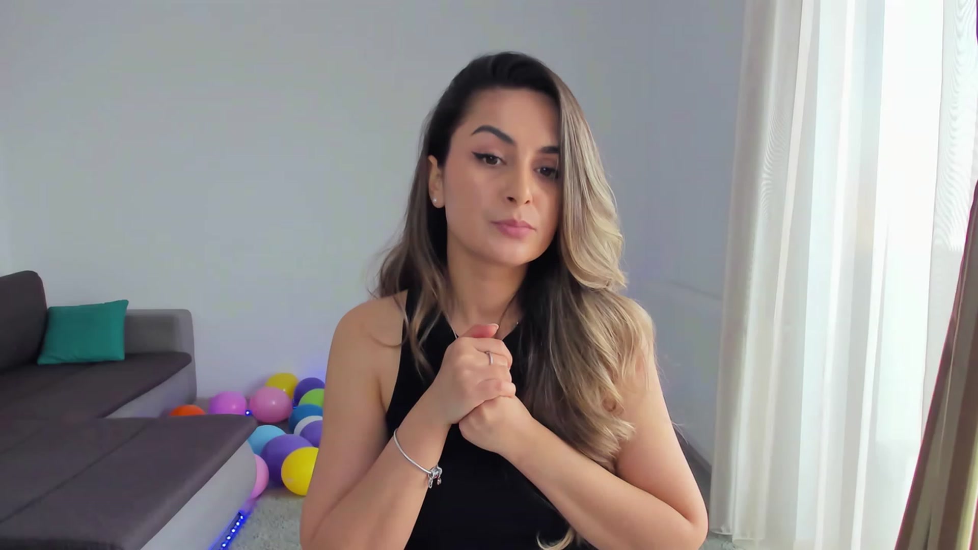 Gallery image thumbnail from EpicFu's myfreecams stream on, 02/14/2023, 13:31 image 11 of 20