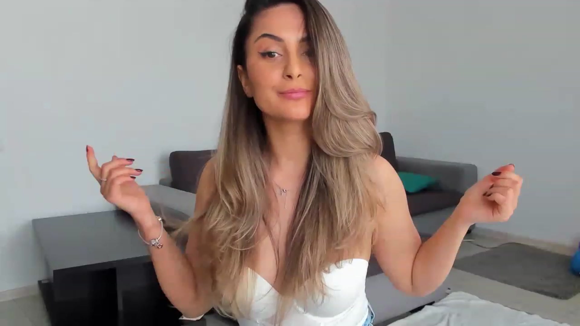 Gallery image thumbnail from EpicFu's myfreecams stream on, 03/01/2023, 12:00 image 19 of 20