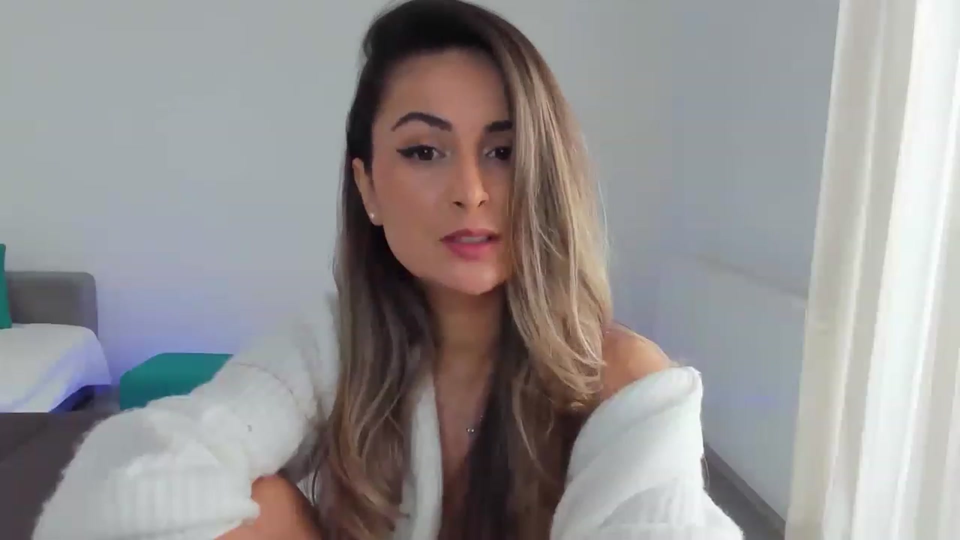 Gallery image thumbnail from EpicFu's myfreecams stream on, 03/16/2023, 10:28 image 3 of 20