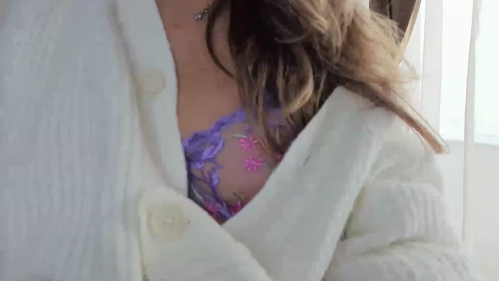 Gallery image thumbnail from EpicFu's myfreecams stream on, 03/16/2023, 11:49 image 17 of 20