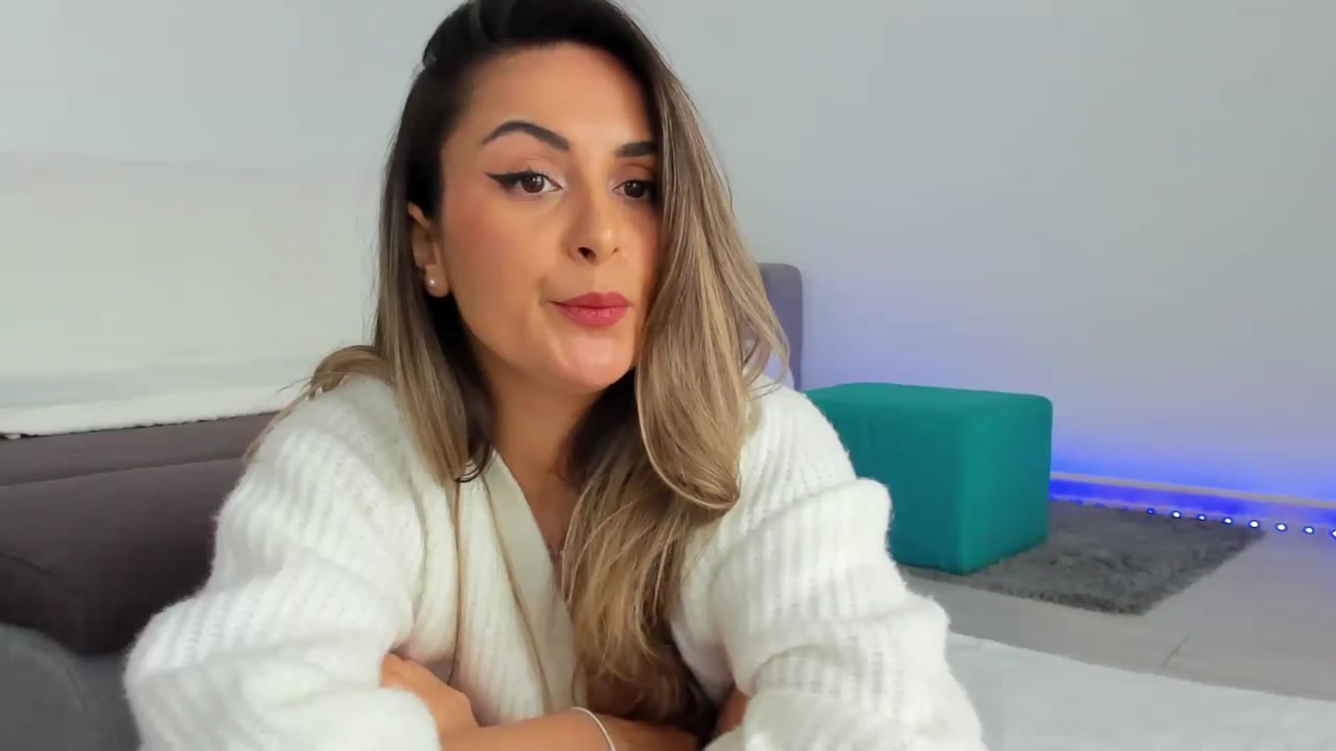 Gallery image thumbnail from EpicFu's myfreecams stream on, 03/16/2023, 12:34 image 10 of 20