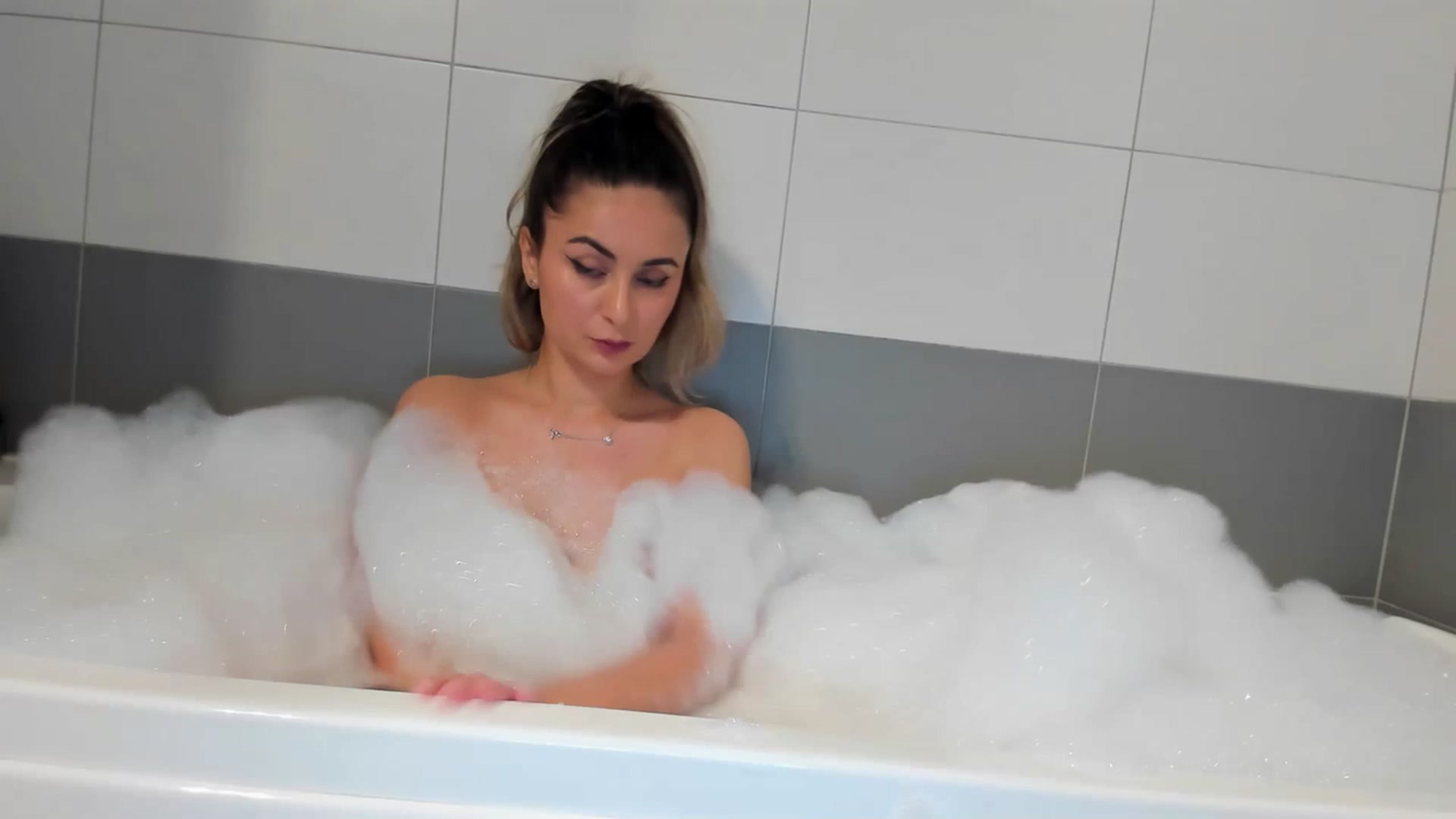 Gallery image thumbnail from EpicFu's myfreecams stream on, 03/28/2023, 09:49 image 2 of 20