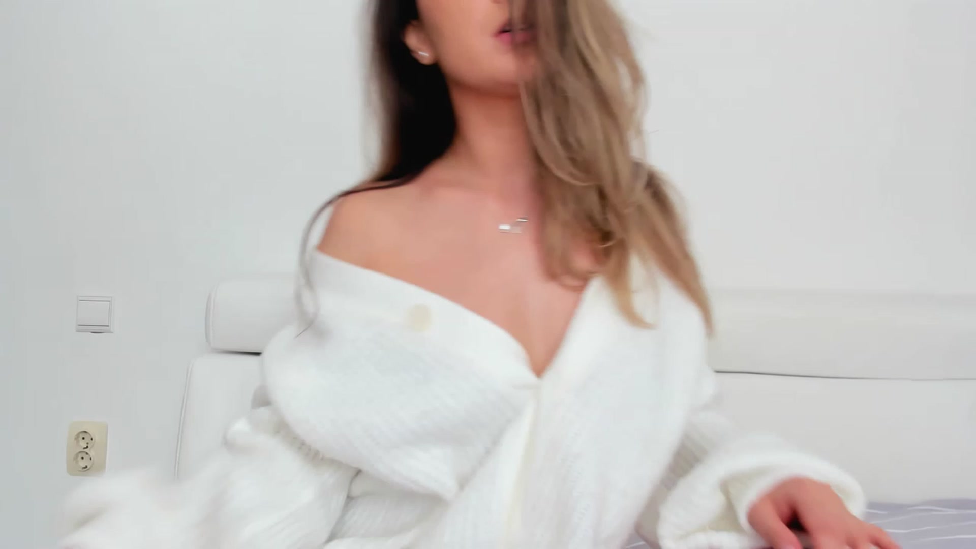 Gallery image thumbnail from EpicFu's myfreecams stream on, 04/05/2023, 13:21 image 19 of 20