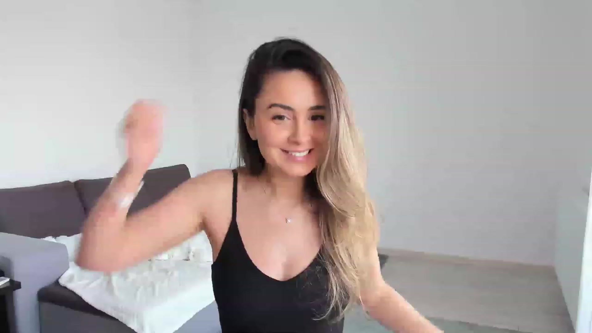 Gallery image thumbnail from EpicFu's myfreecams stream on, 04/19/2023, 10:20 image 16 of 20