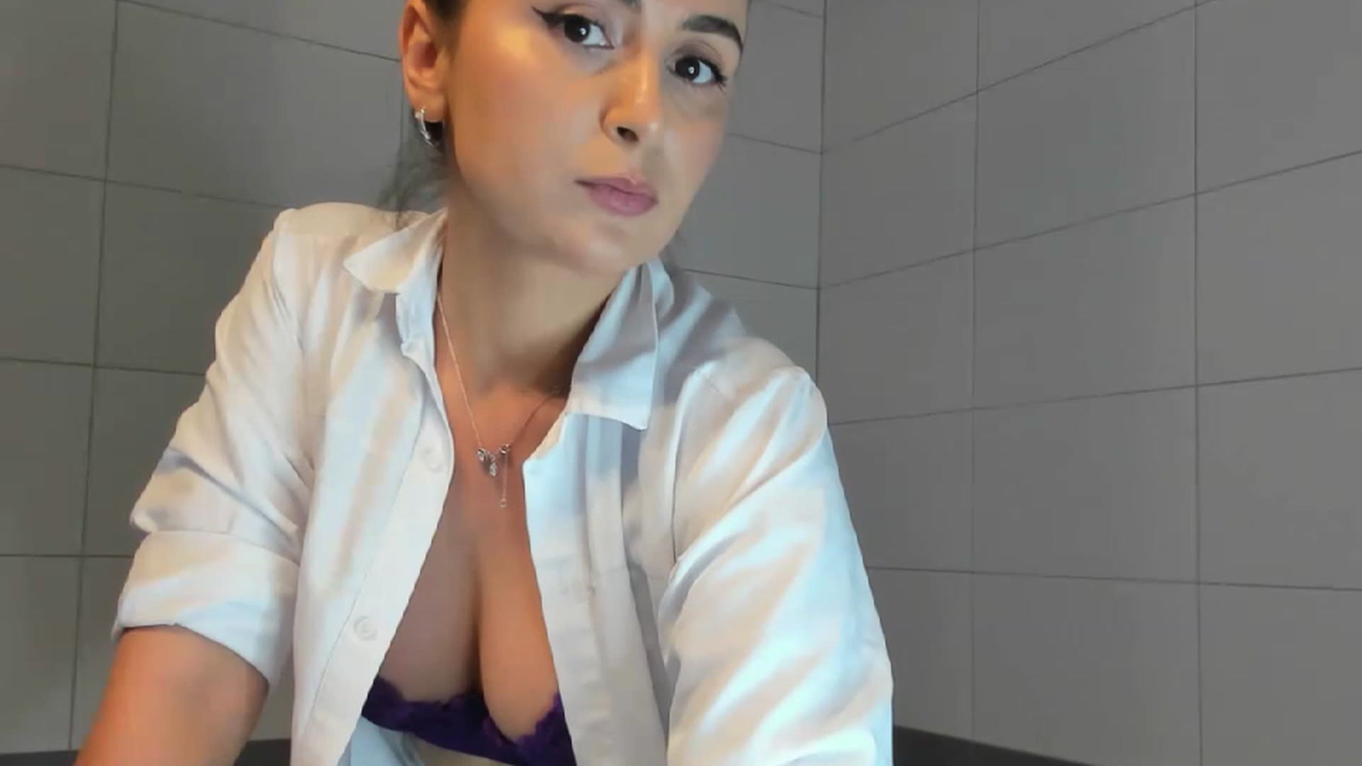 Gallery image thumbnail from EpicFu's myfreecams stream on, 05/09/2023, 12:02 image 16 of 20
