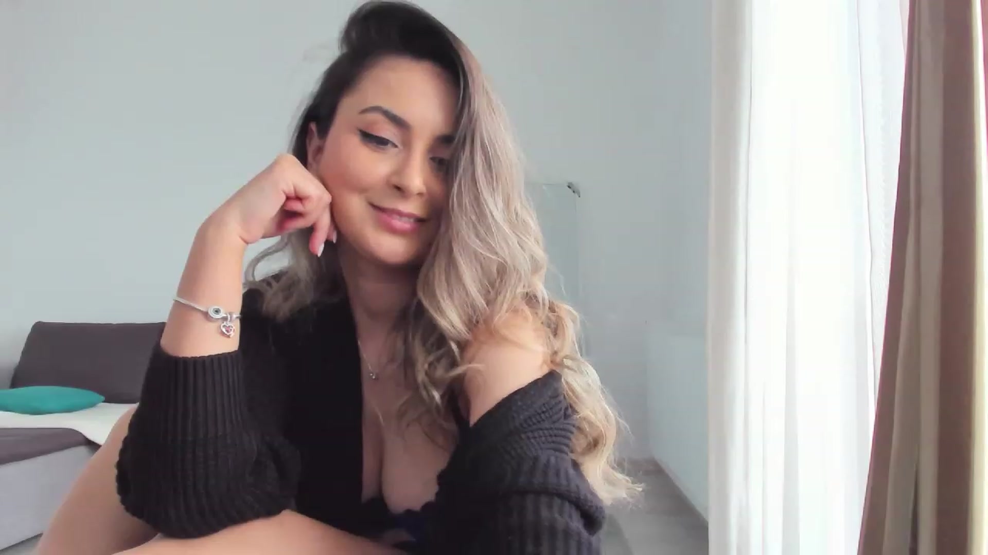 Gallery image thumbnail from EpicFu's myfreecams stream on, 05/19/2023, 11:07 image 18 of 20