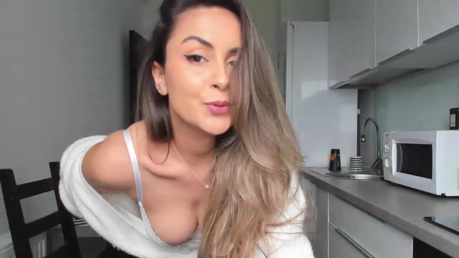 Gallery image thumbnail from EpicFu's myfreecams stream on, 06/16/2023, 09:36 image 12 of 20
