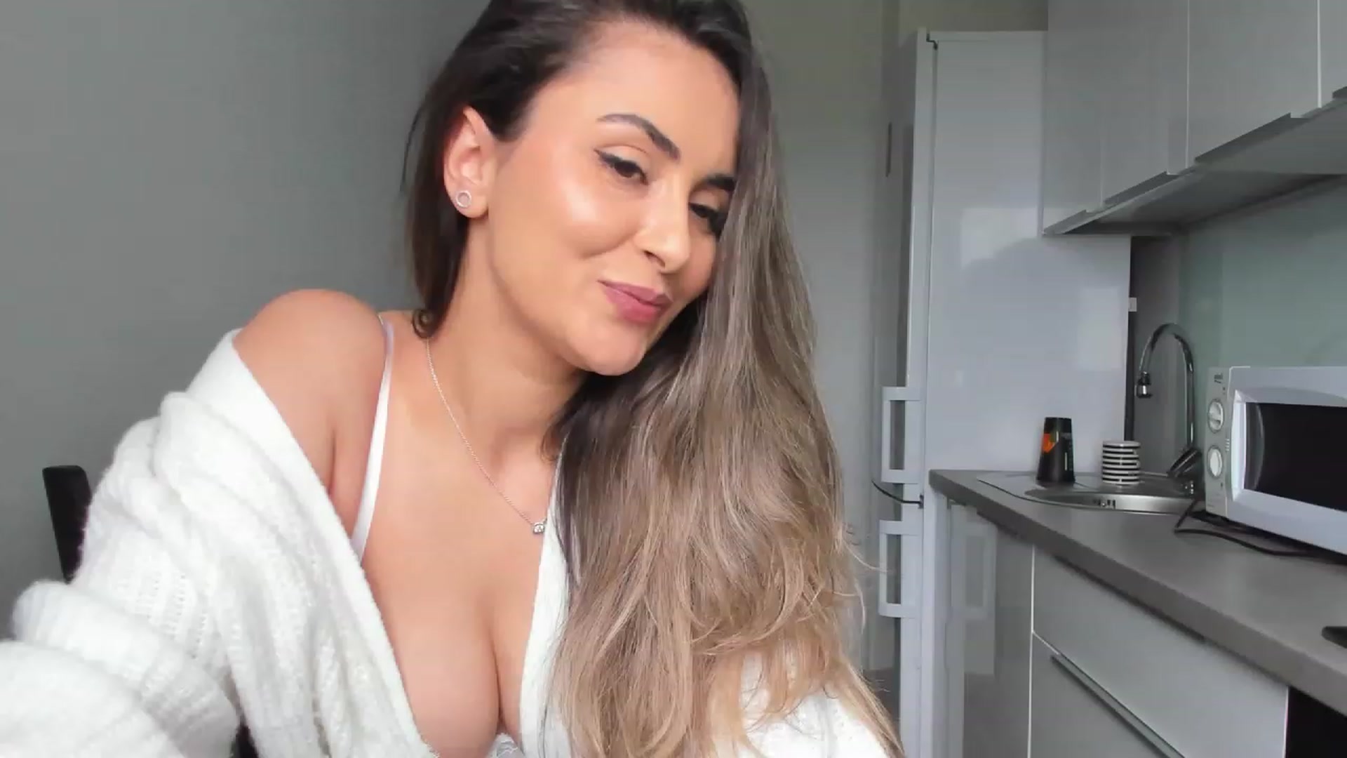 Gallery image thumbnail from EpicFu's myfreecams stream on, 06/16/2023, 10:48 image 1 of 20