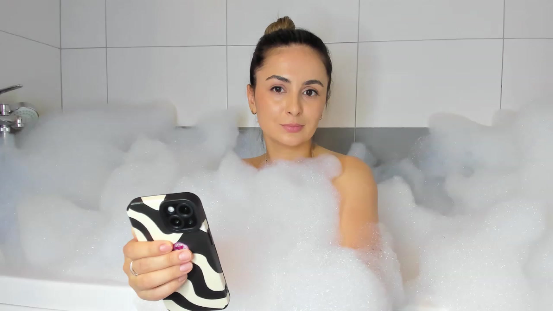 Gallery image thumbnail from EpicFu's myfreecams stream on, 07/17/2023, 11:22 image 17 of 20