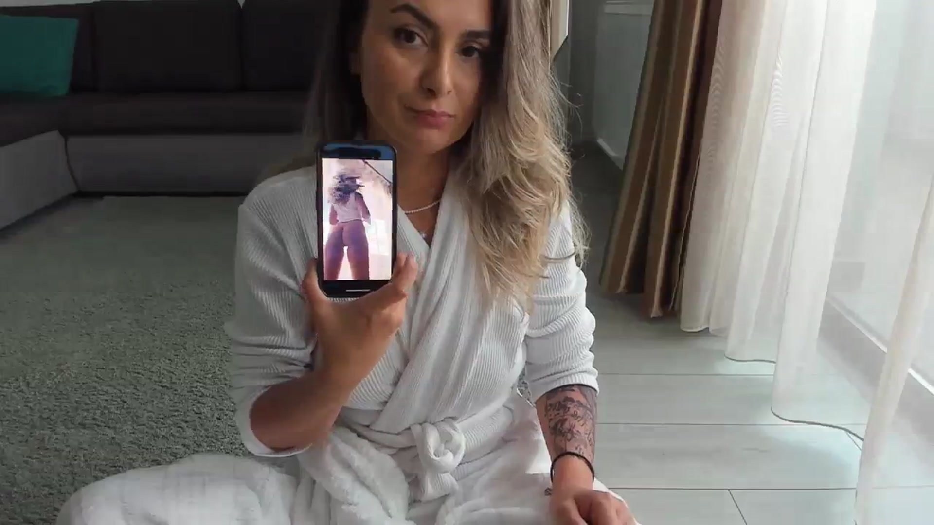 Gallery image thumbnail from EpicFu's myfreecams stream on, 08/08/2023, 11:52 image 15 of 20