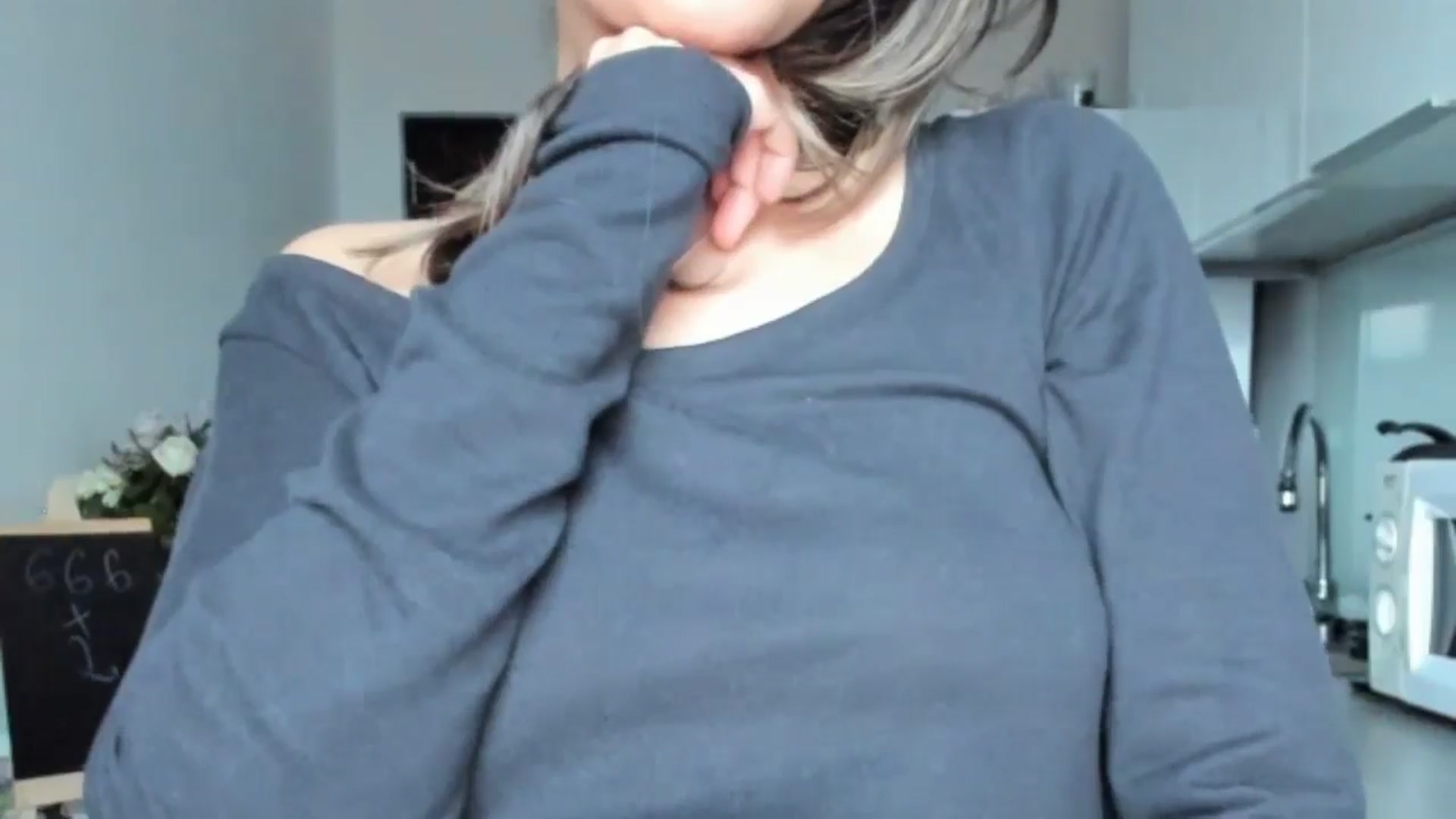 Gallery image thumbnail from EpicFu's myfreecams stream on, 01/15/2025, 15:46 image 13 of 20