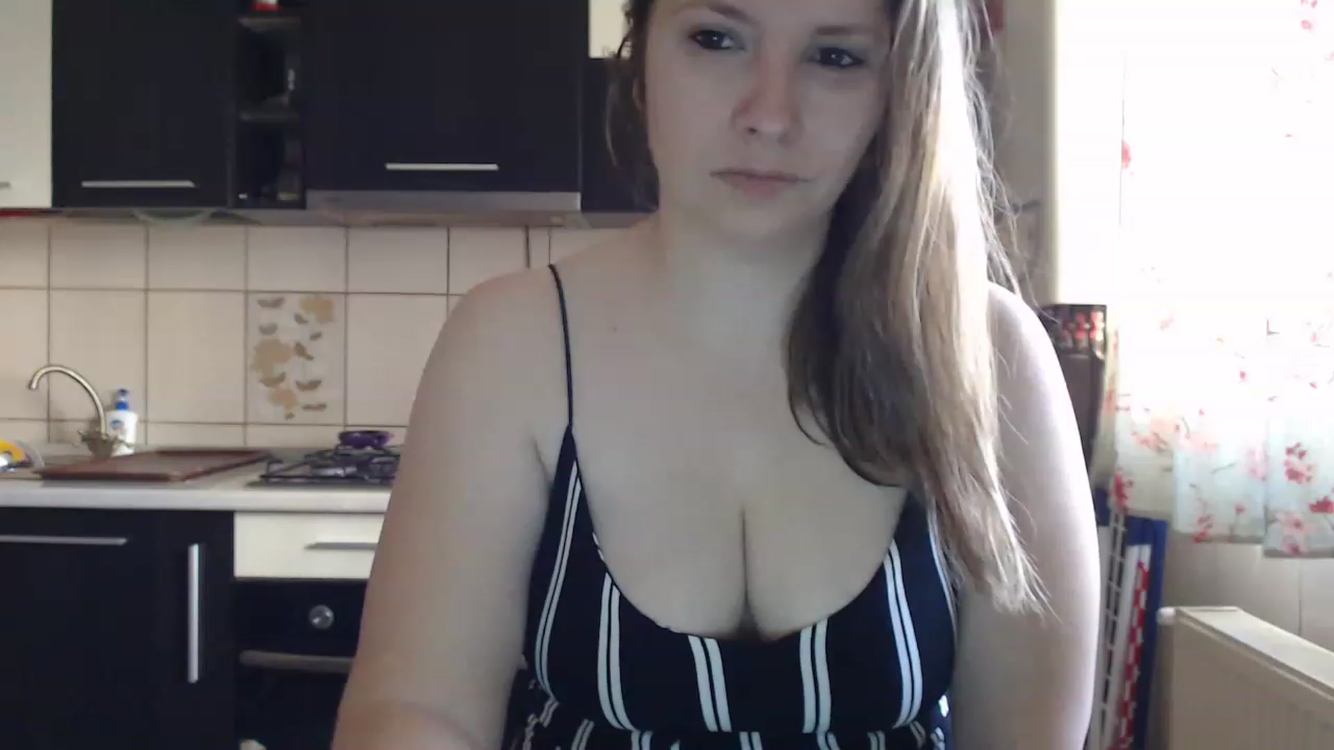 Gallery image thumbnail from EricaSmiles's myfreecams stream on, 02/15/2023, 13:40 image 2 of 20